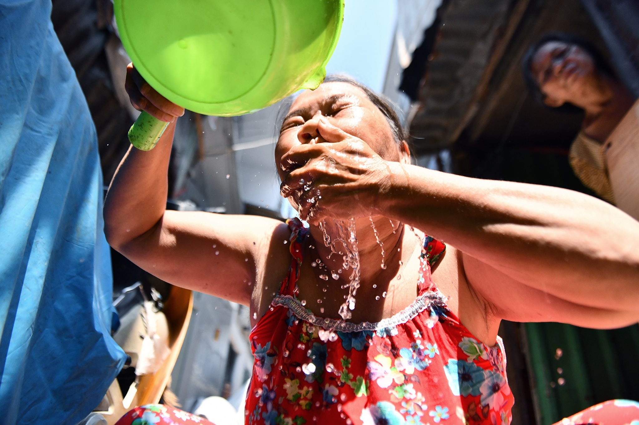 TP.HCM nang nong 37 do C cuoi tuan nay hinh anh