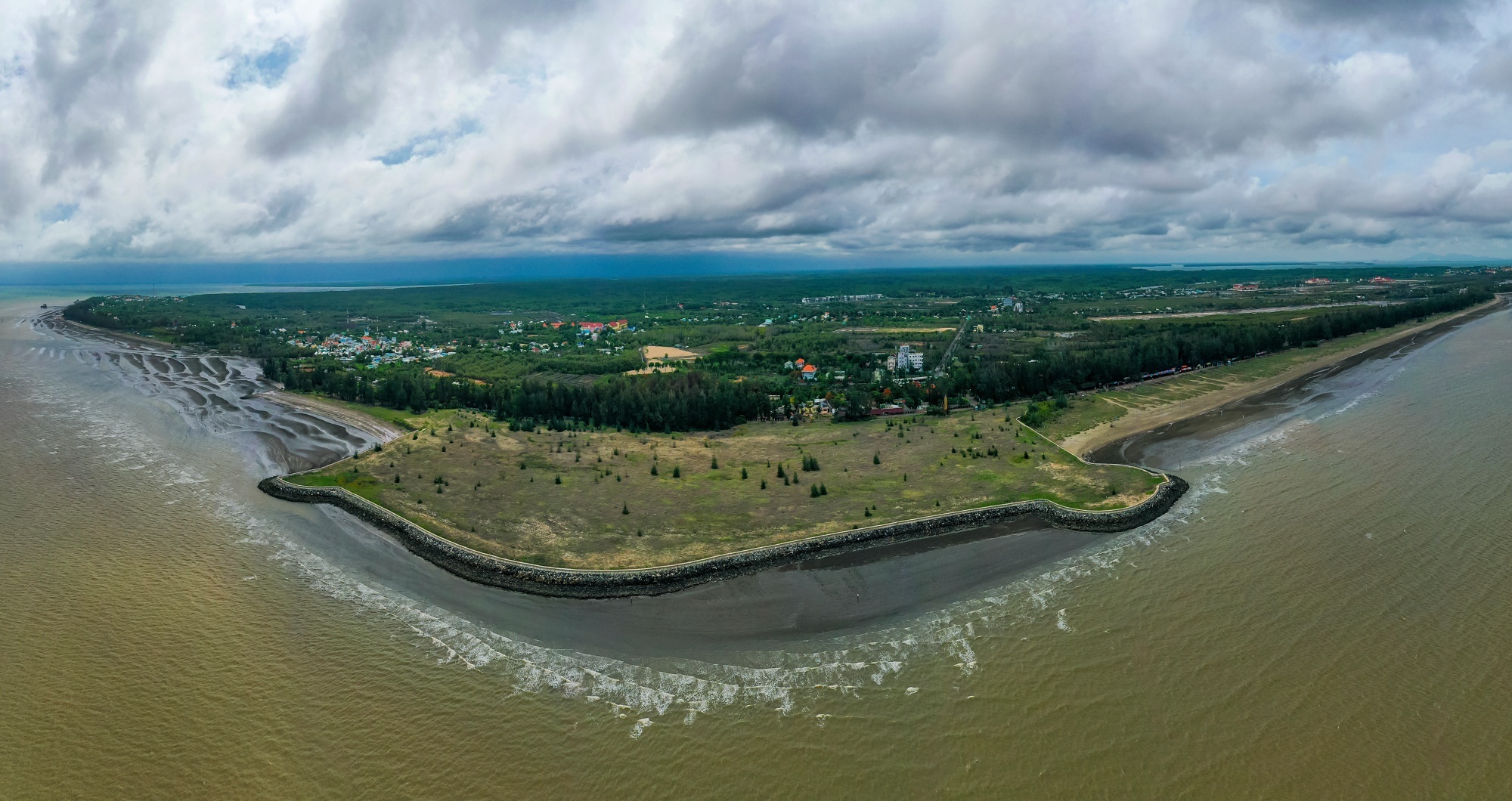 Dua 5 huyen len quan se tao dong luc phat trien cho TP.HCM hinh anh