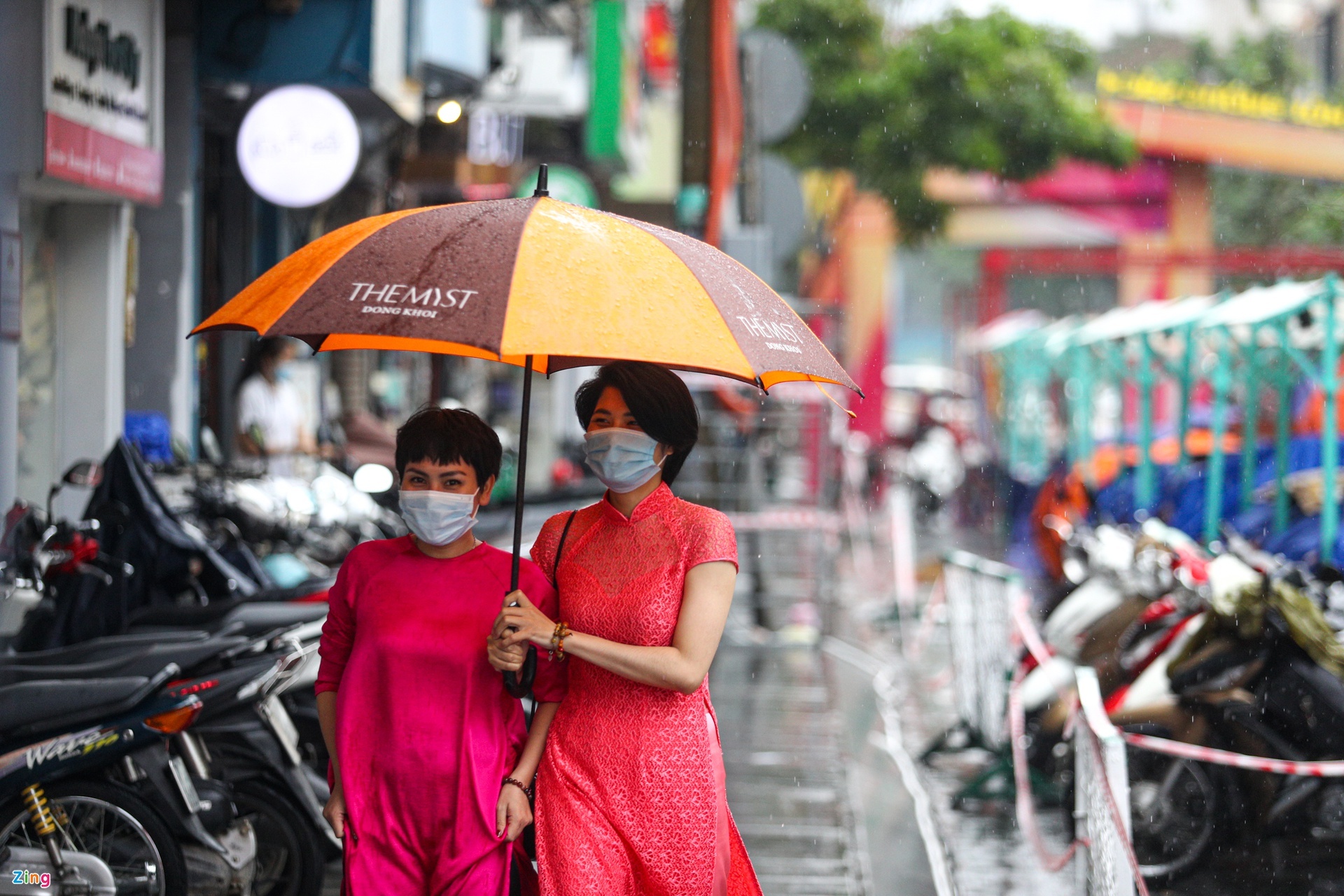 Lan dau tien ke tu dau nam, TP.HCM co mua buoi sang hinh anh