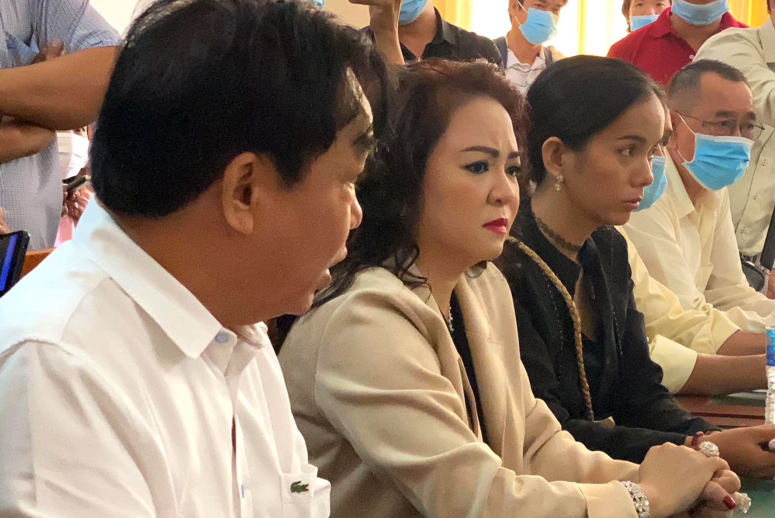 xu phat vi dang tin sai su that anh 1