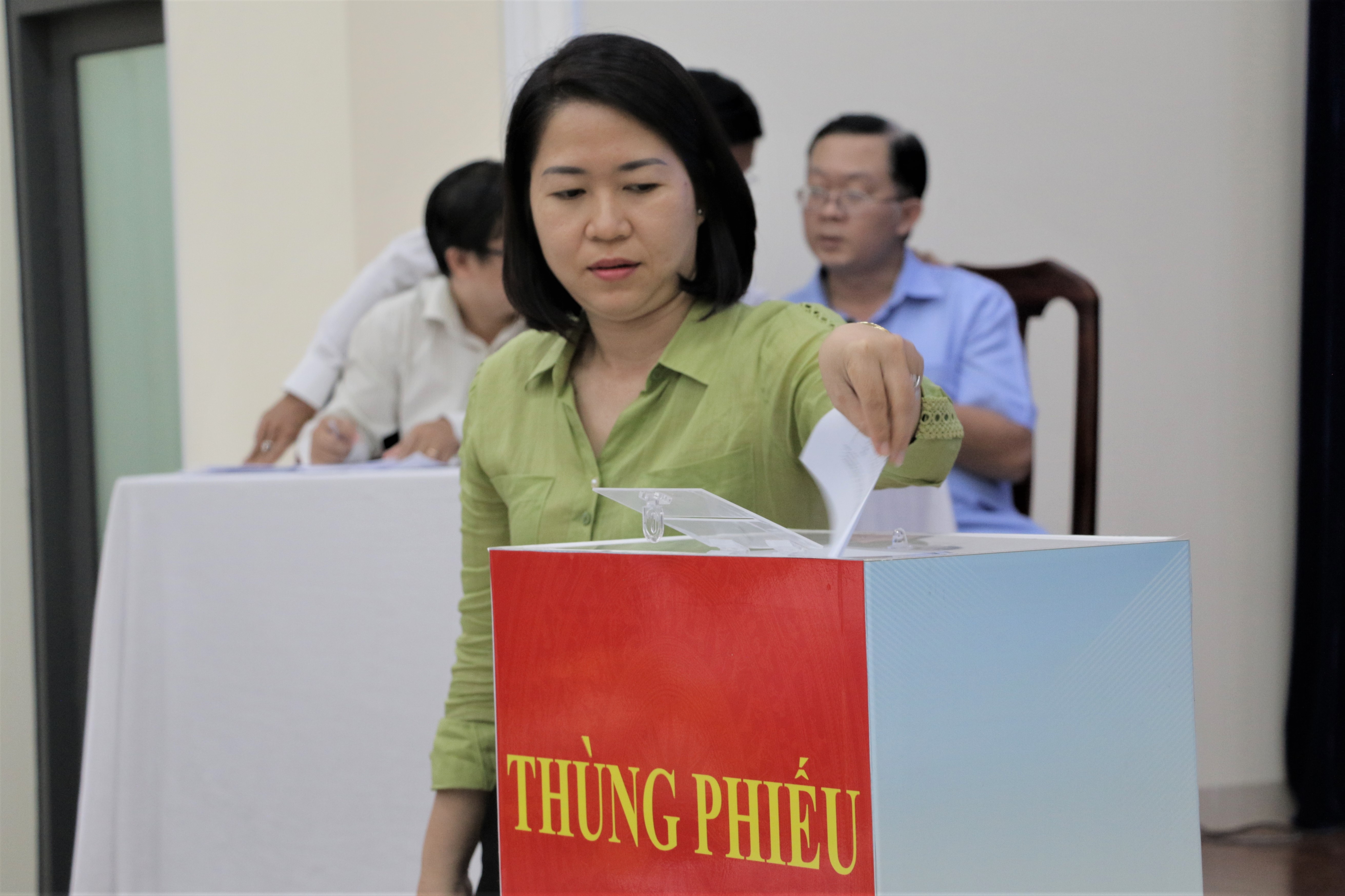 bau cu dai bieu Quoc hoi tai TP.HCM anh 2