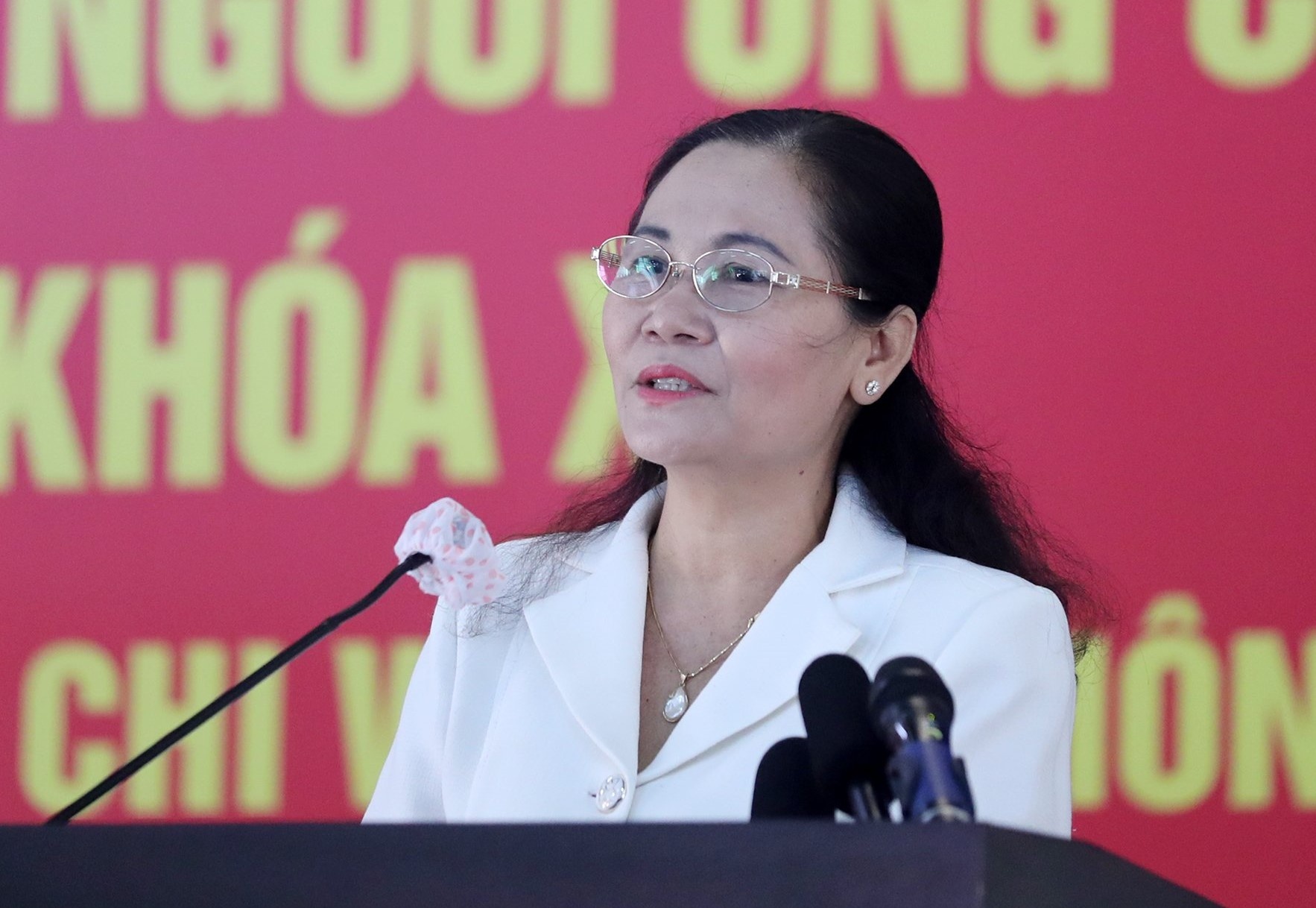 tiep xuc cu tri van dong bau cu anh 1