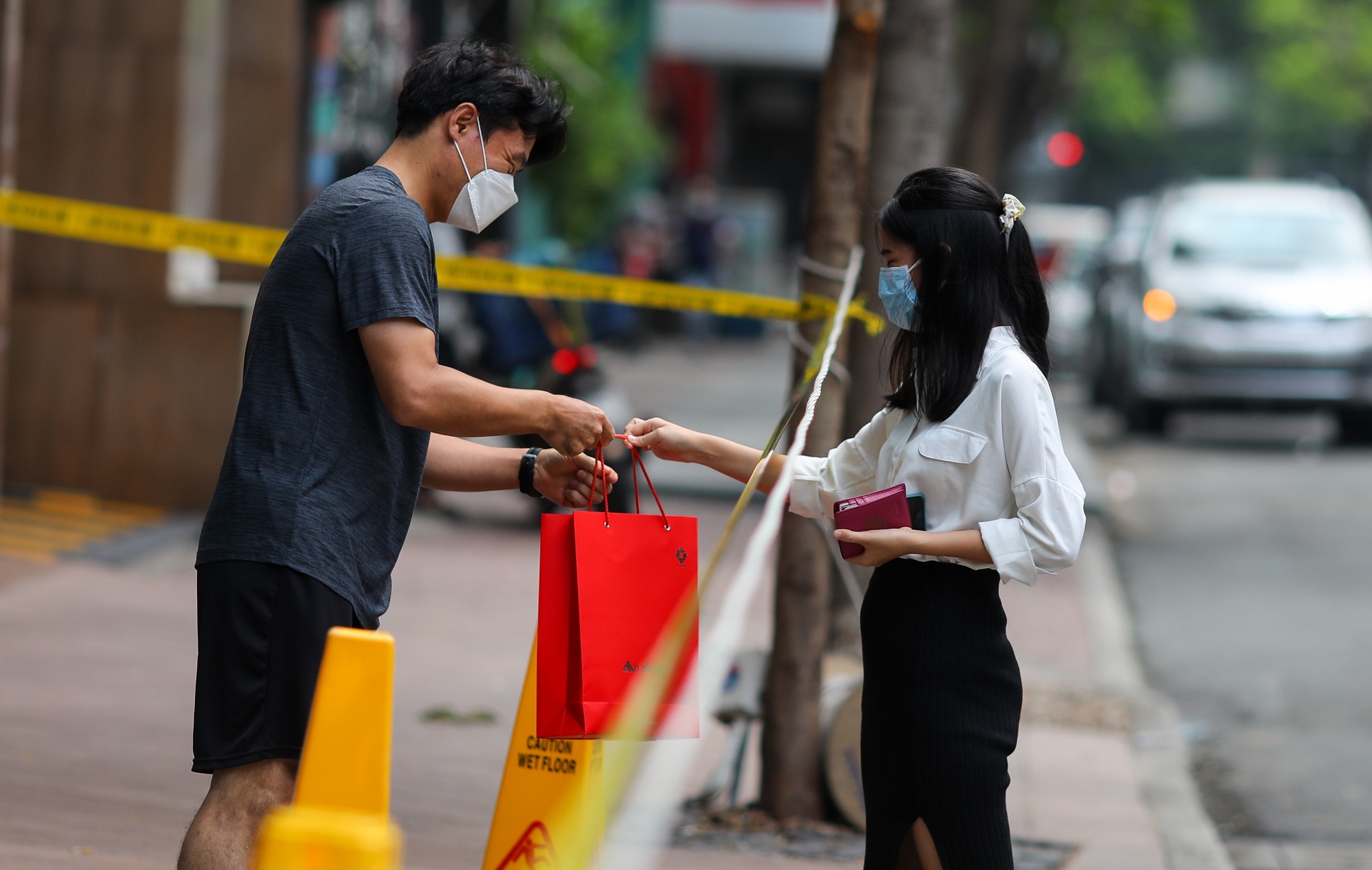 dich Covid-19 bung phat tai TP.HCM anh 3