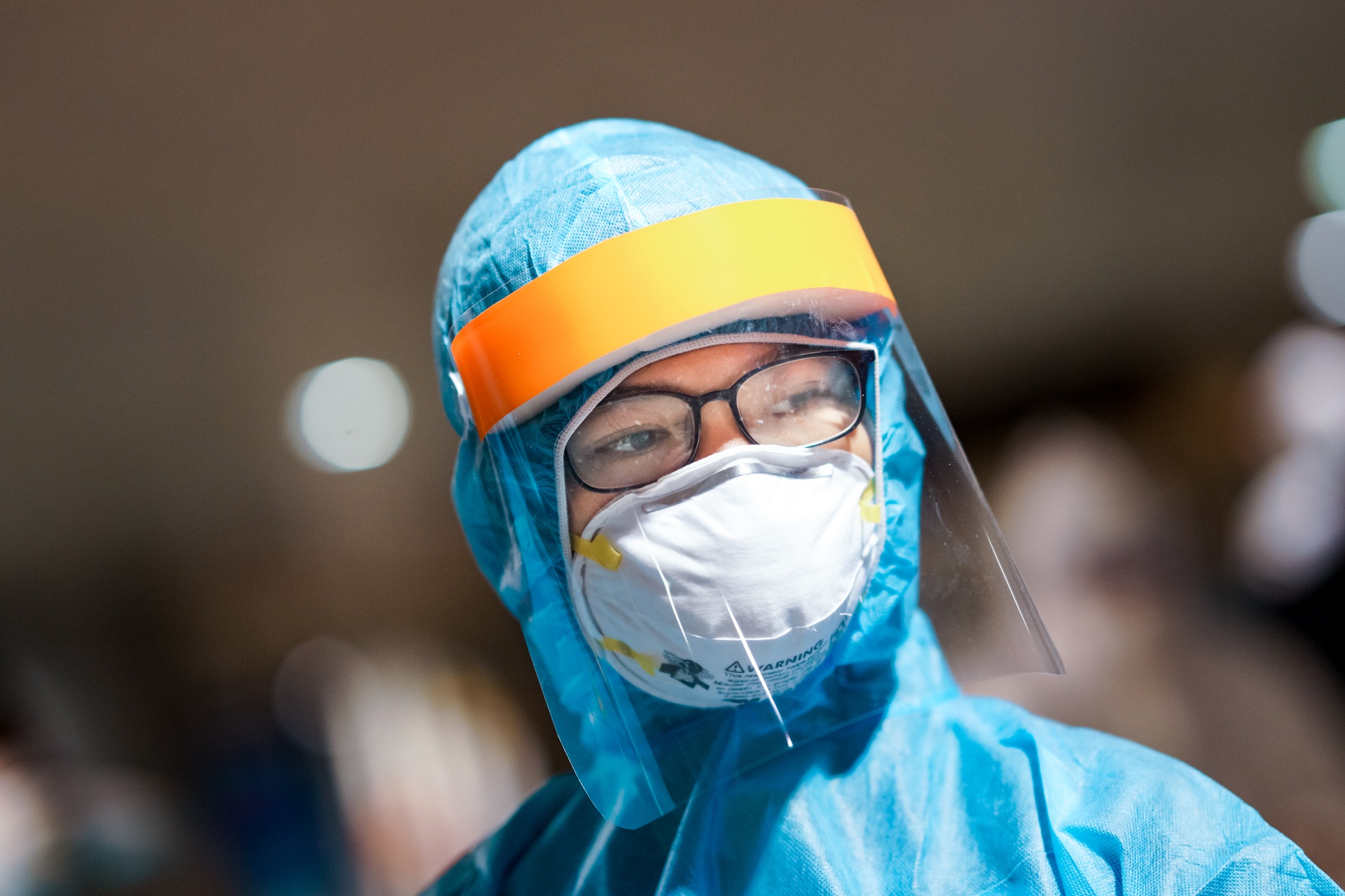 Nguoi tung den toa nha o Tan Binh phai cach ly tap trung hinh anh