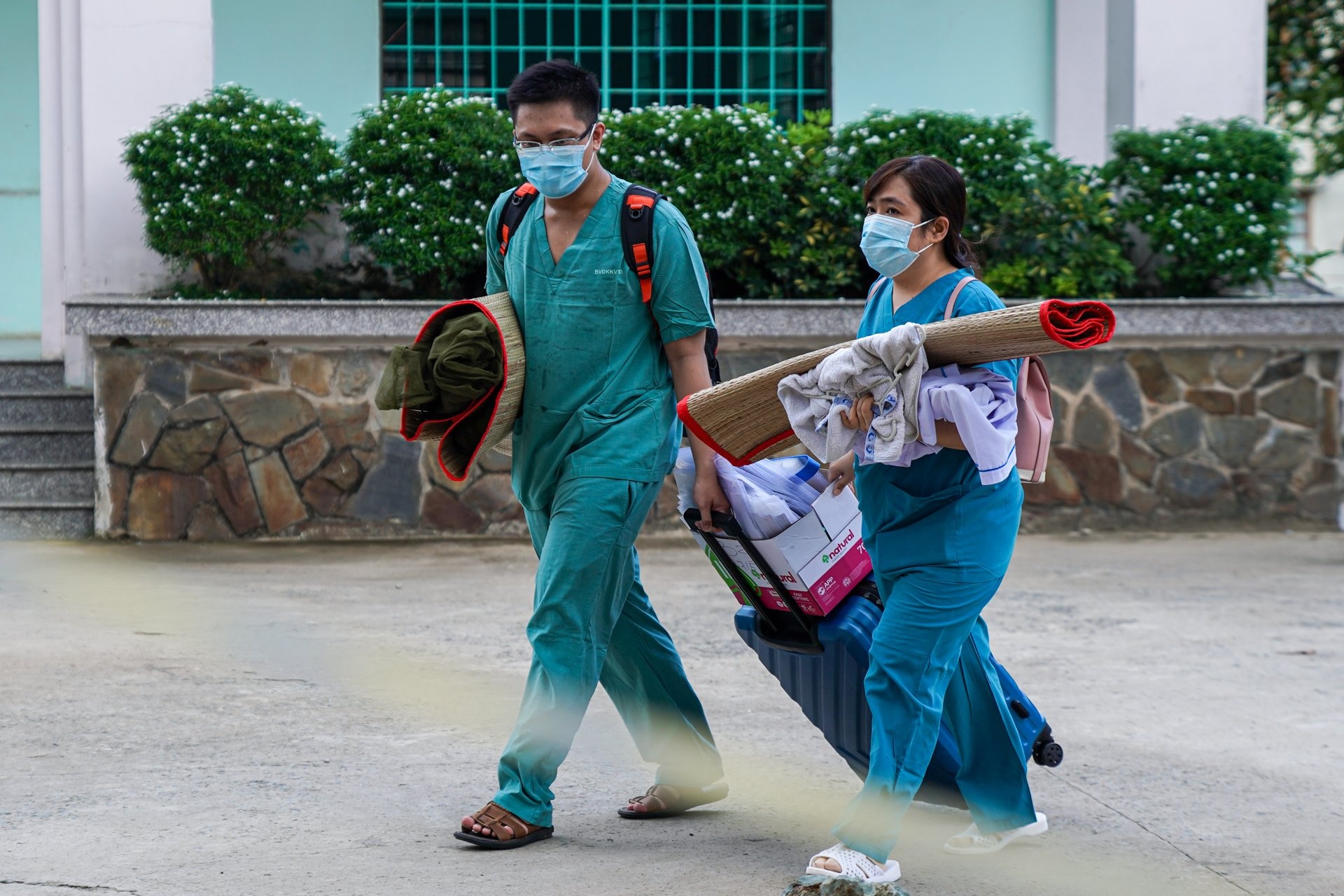 dich Covid-19 bung phat tai TP.HCM anh 1