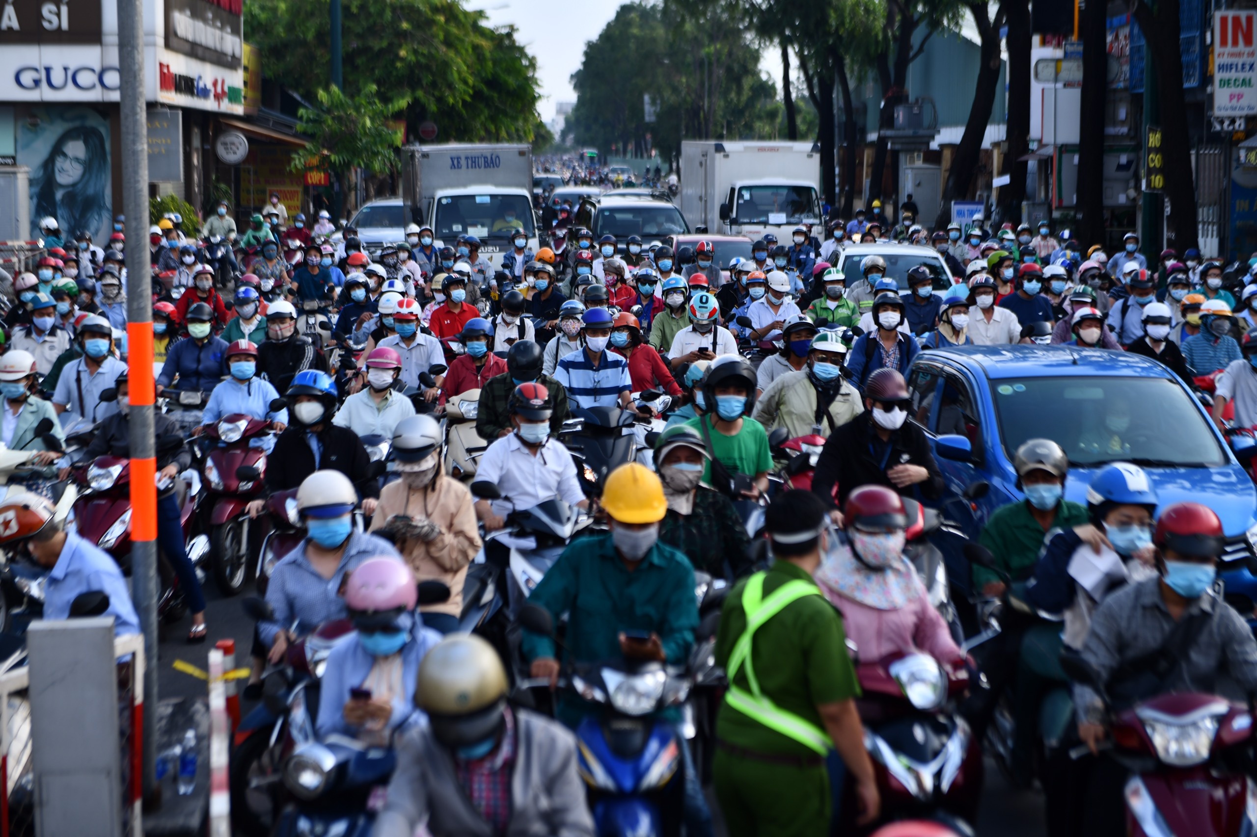 cach ly xa hoi tai quan Go Vap anh 5