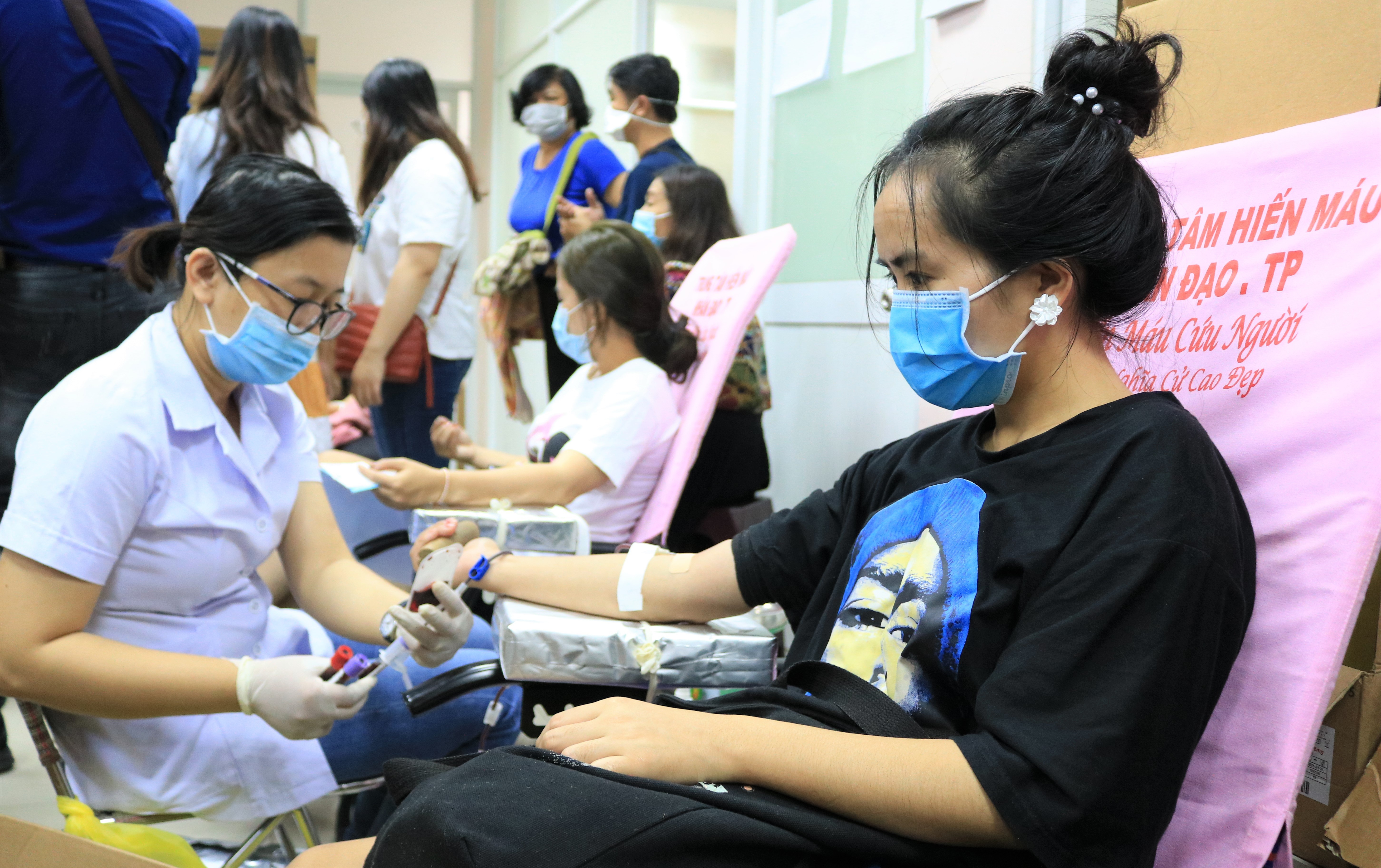 TP.HCM thieu mau bao dong anh 1