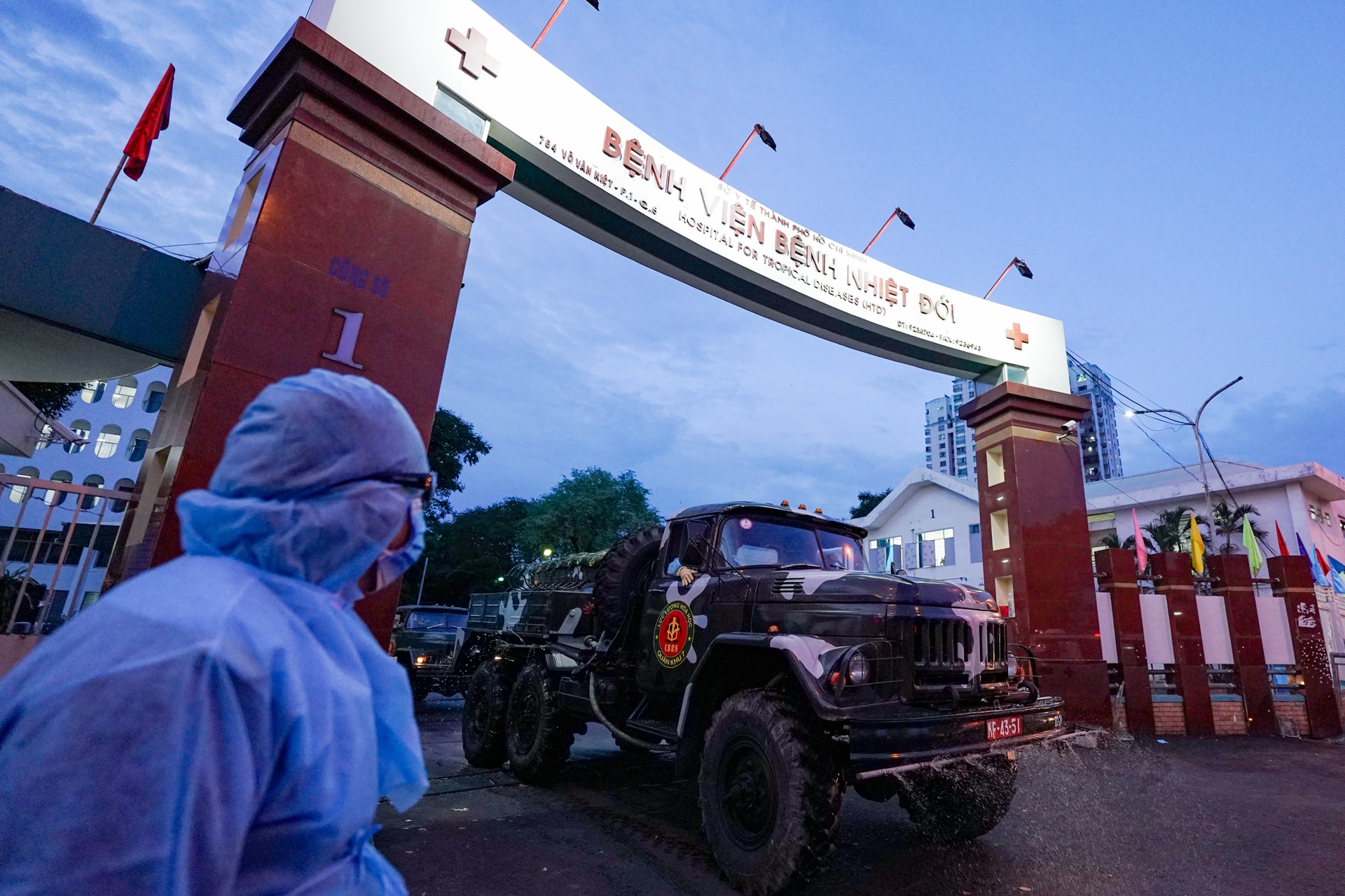 Qua truy vet, Benh vien Benh Nhiet doi TP.HCM phat hien 60 ca nhiem hinh anh