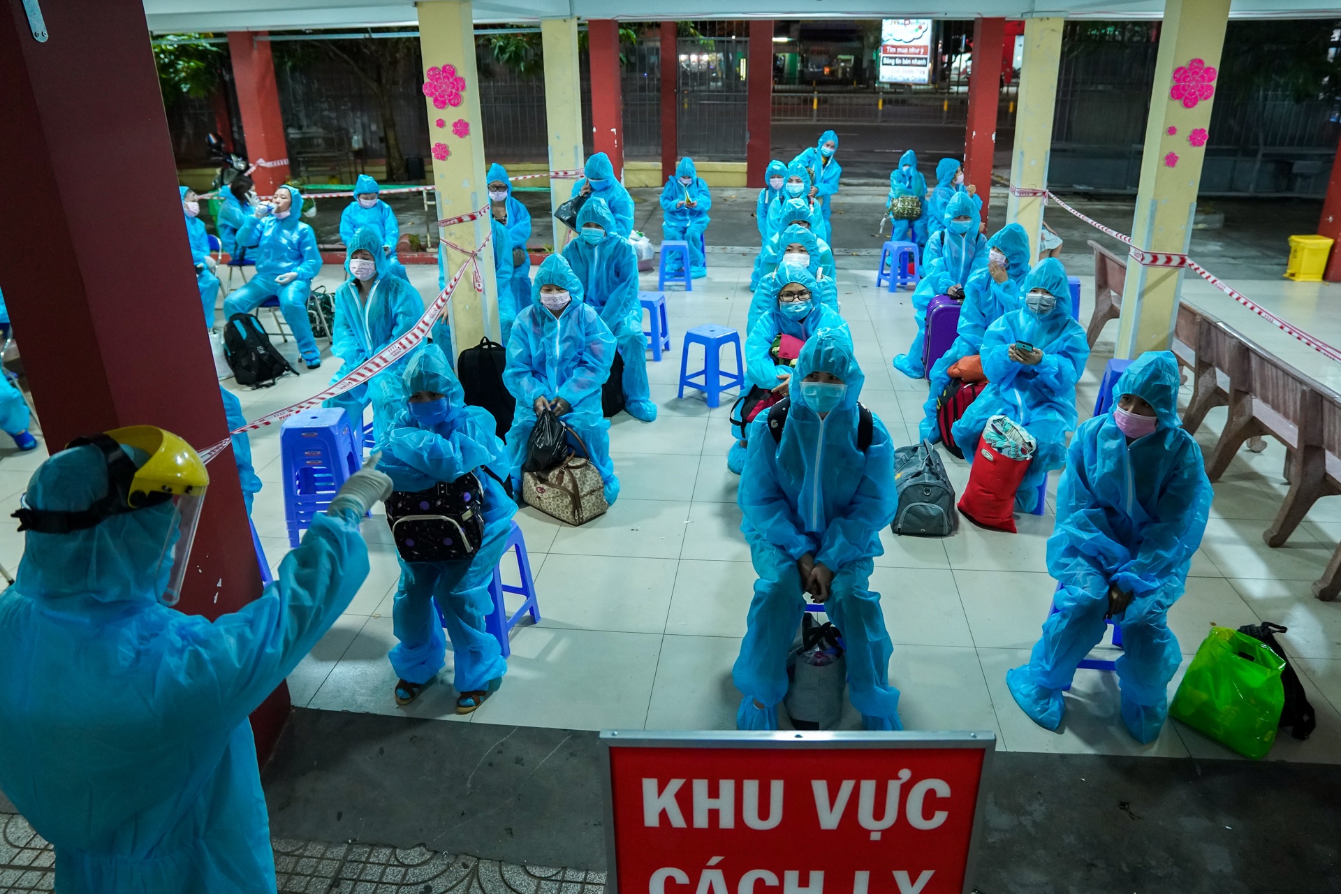 dich Covid-19 bung phat tai TP.HCM anh 1