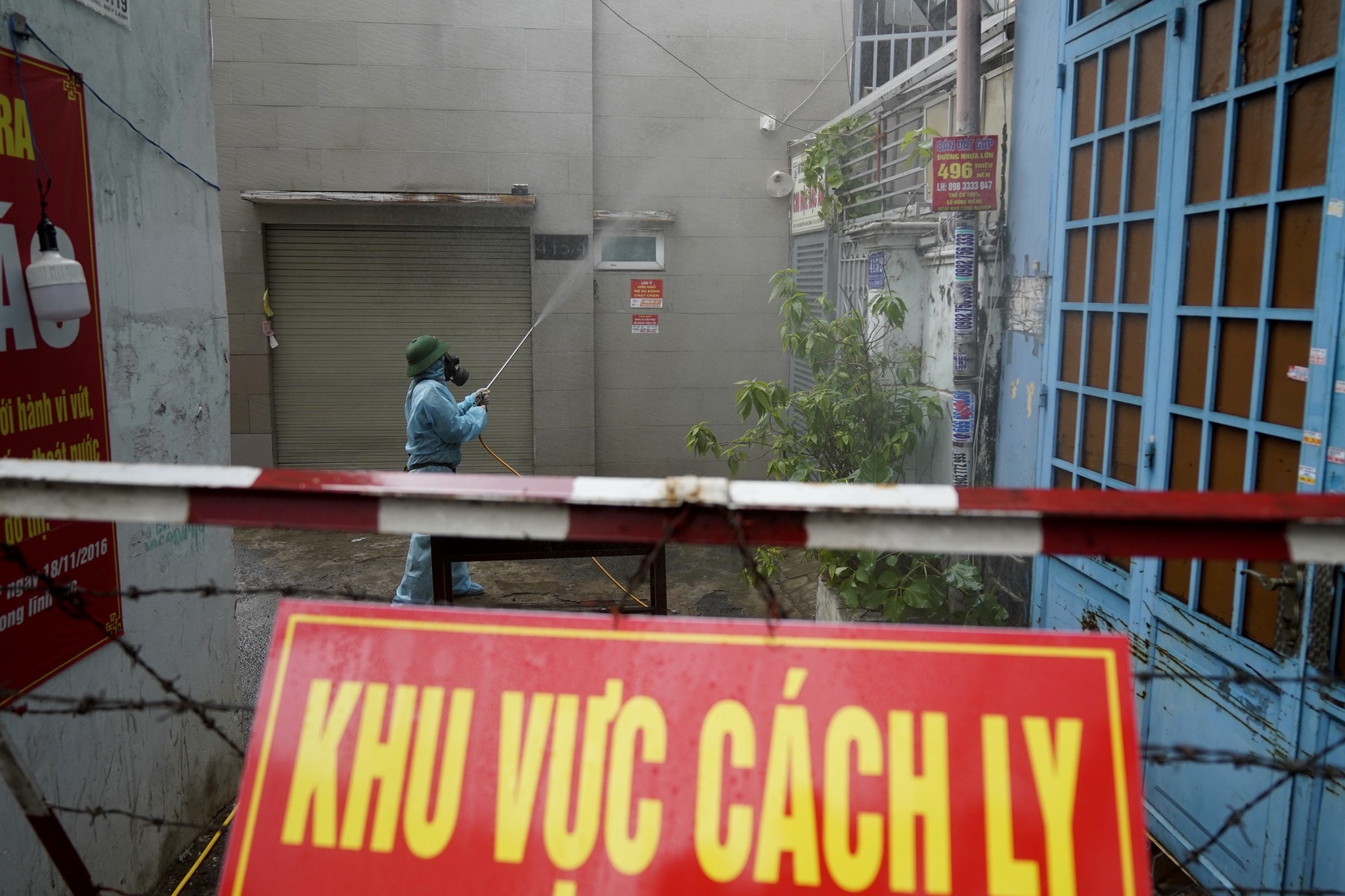 Tram Y te phuong An Lac ngung hoat dong vi 3 nhan vien nhiem nCoV hinh anh