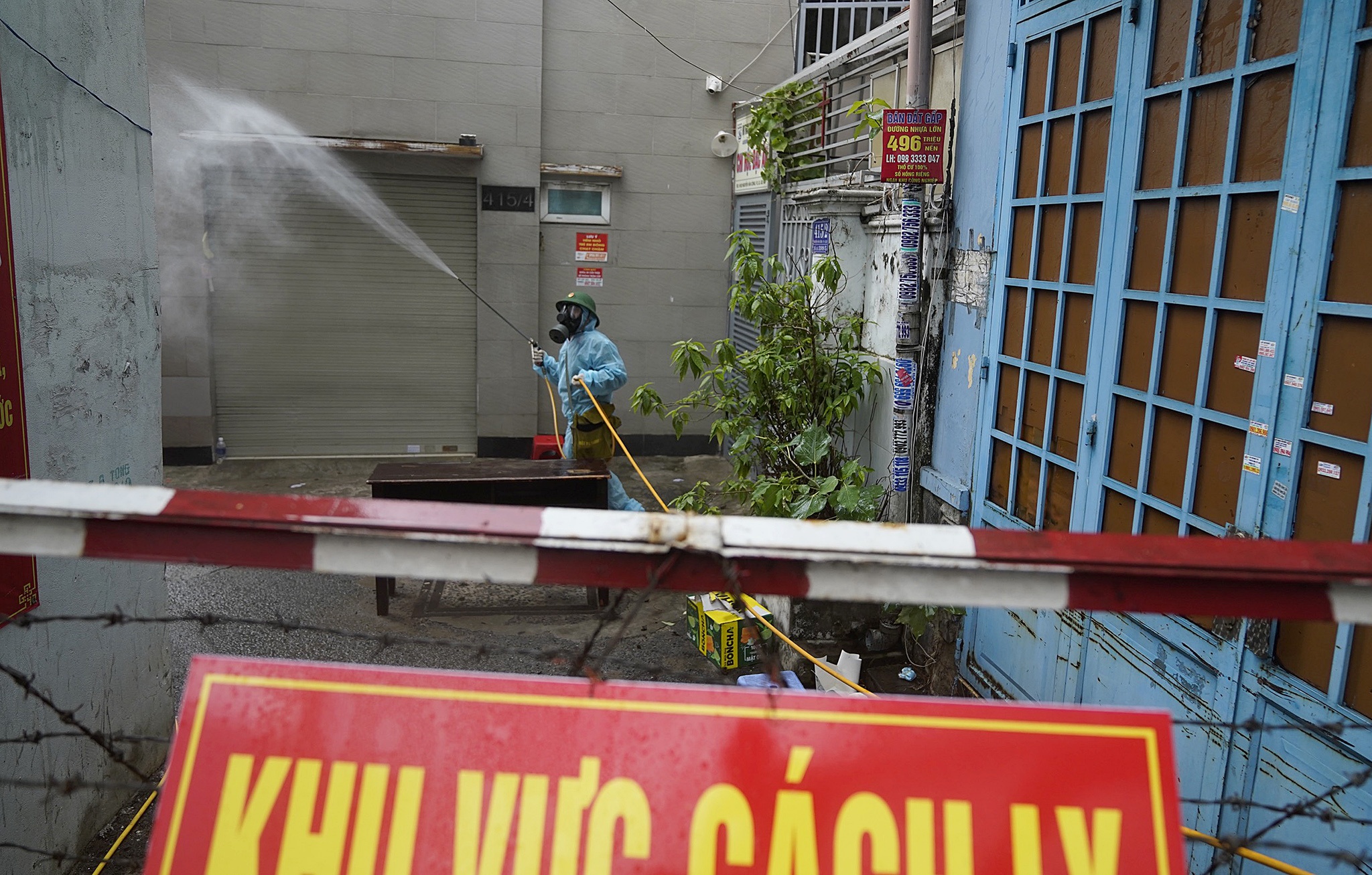 dich Covid-19 bung phat tai TP.HCM anh 1