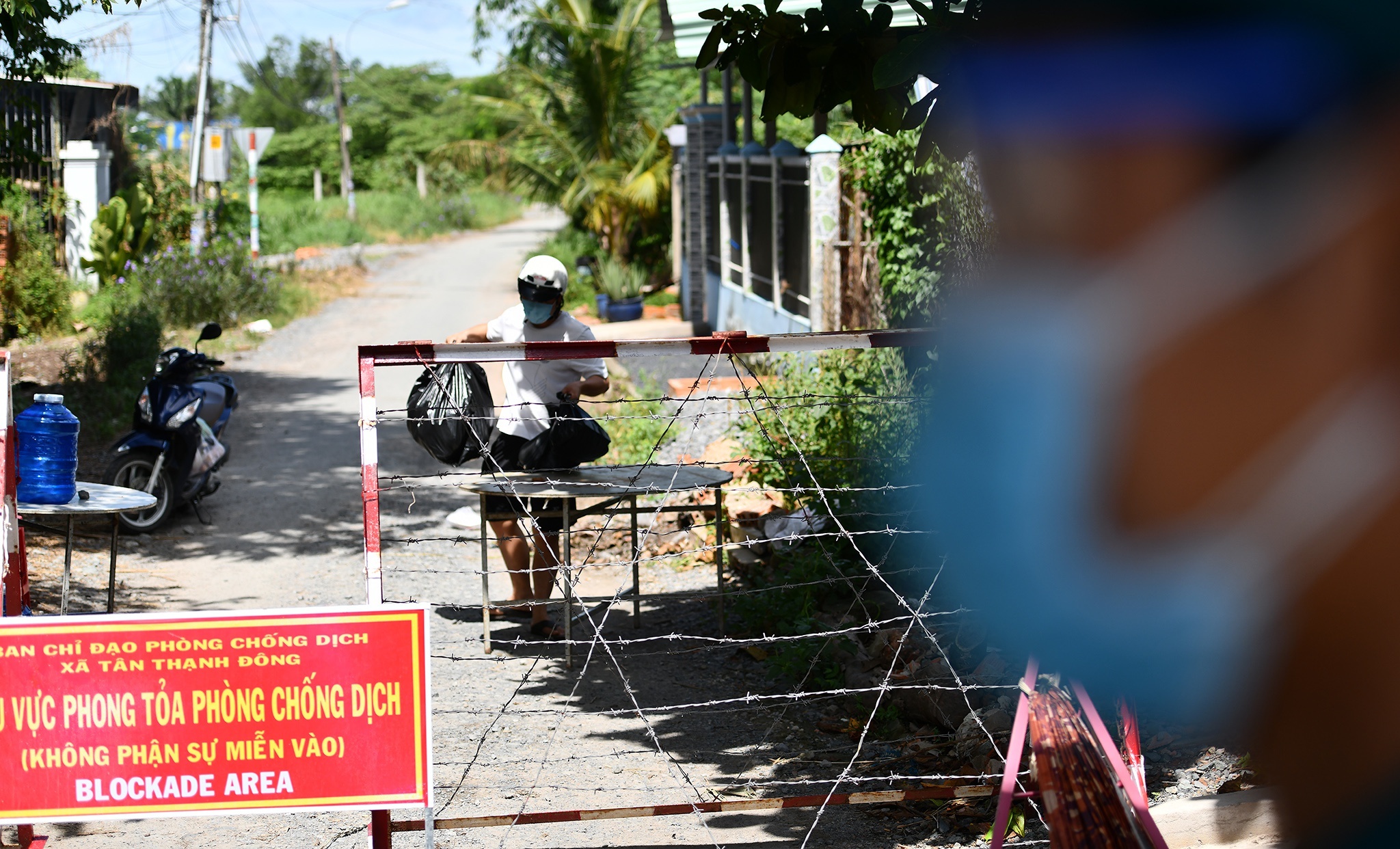 De xuat cach ly xa hoi mot khu pho o quan 8 hinh anh