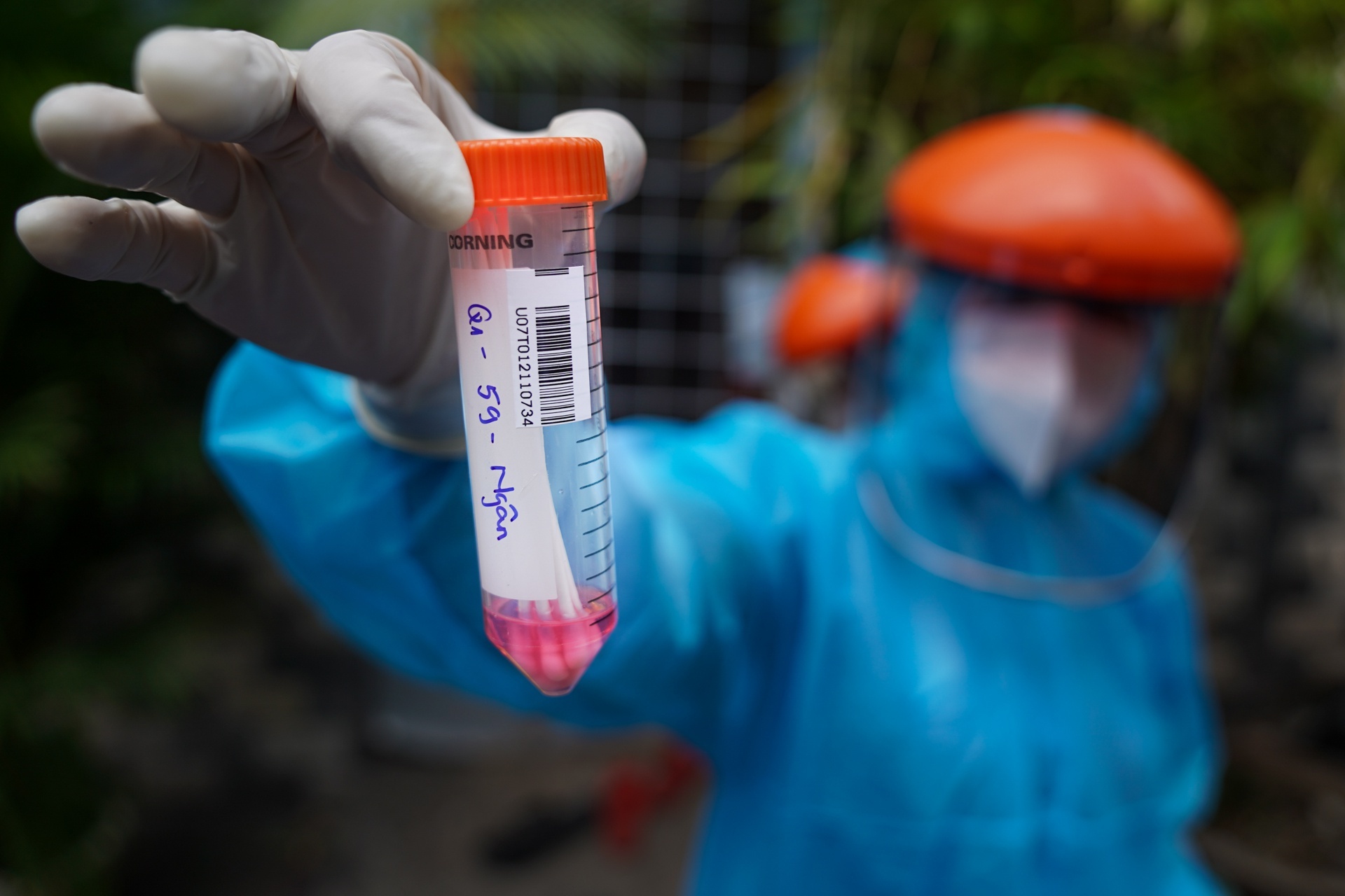 dich Covid-19 bung phat tai TP.HCM anh 1