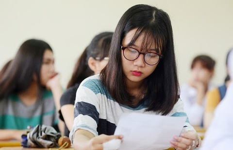 TP.HCM lay mau tam soat nCoV cho thi sinh thi tot nghiep THPT tu 3/7 hinh anh