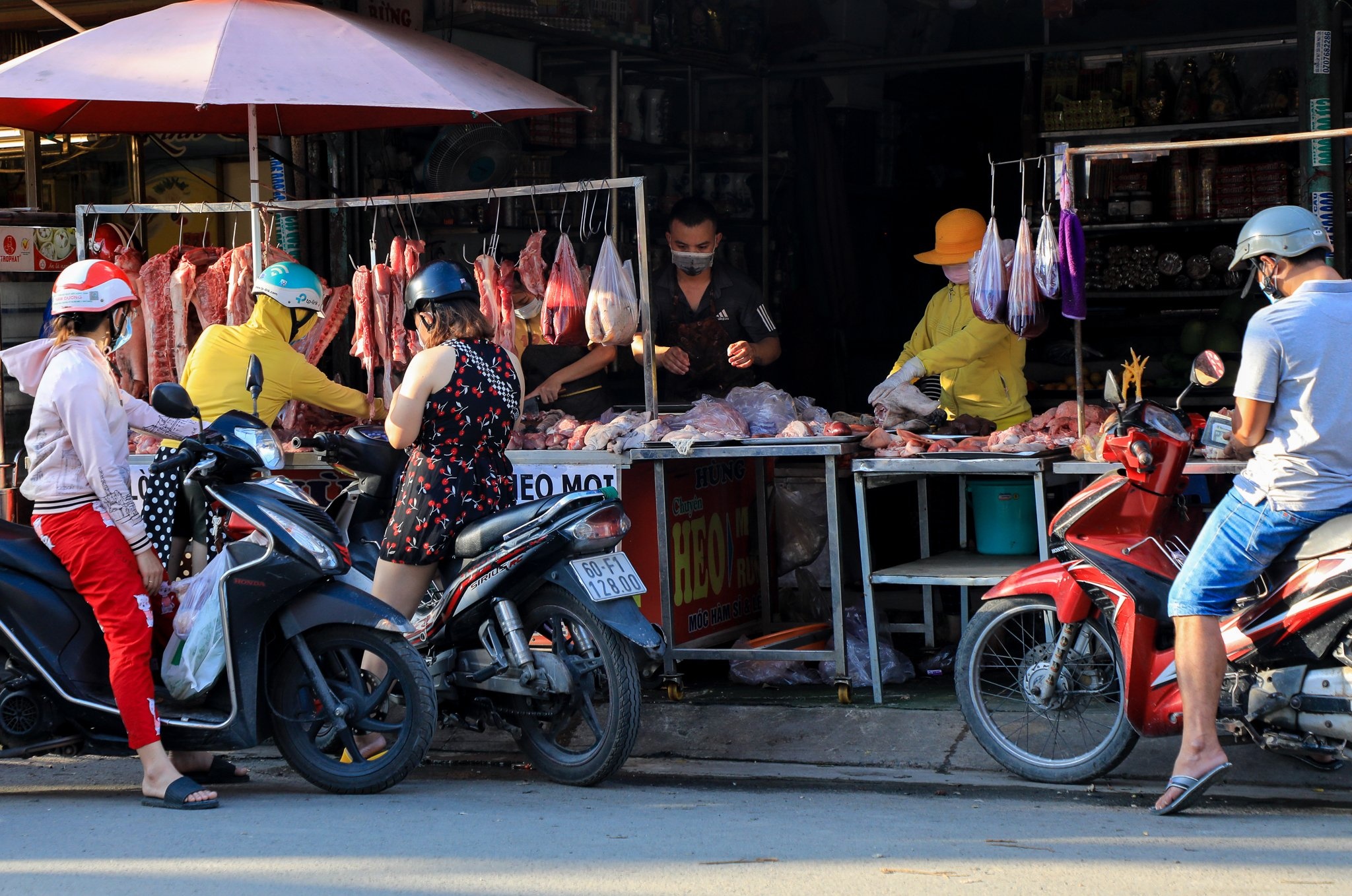 Gan 40% cho truyen thong TP.HCM tam ngung hoat dong hinh anh