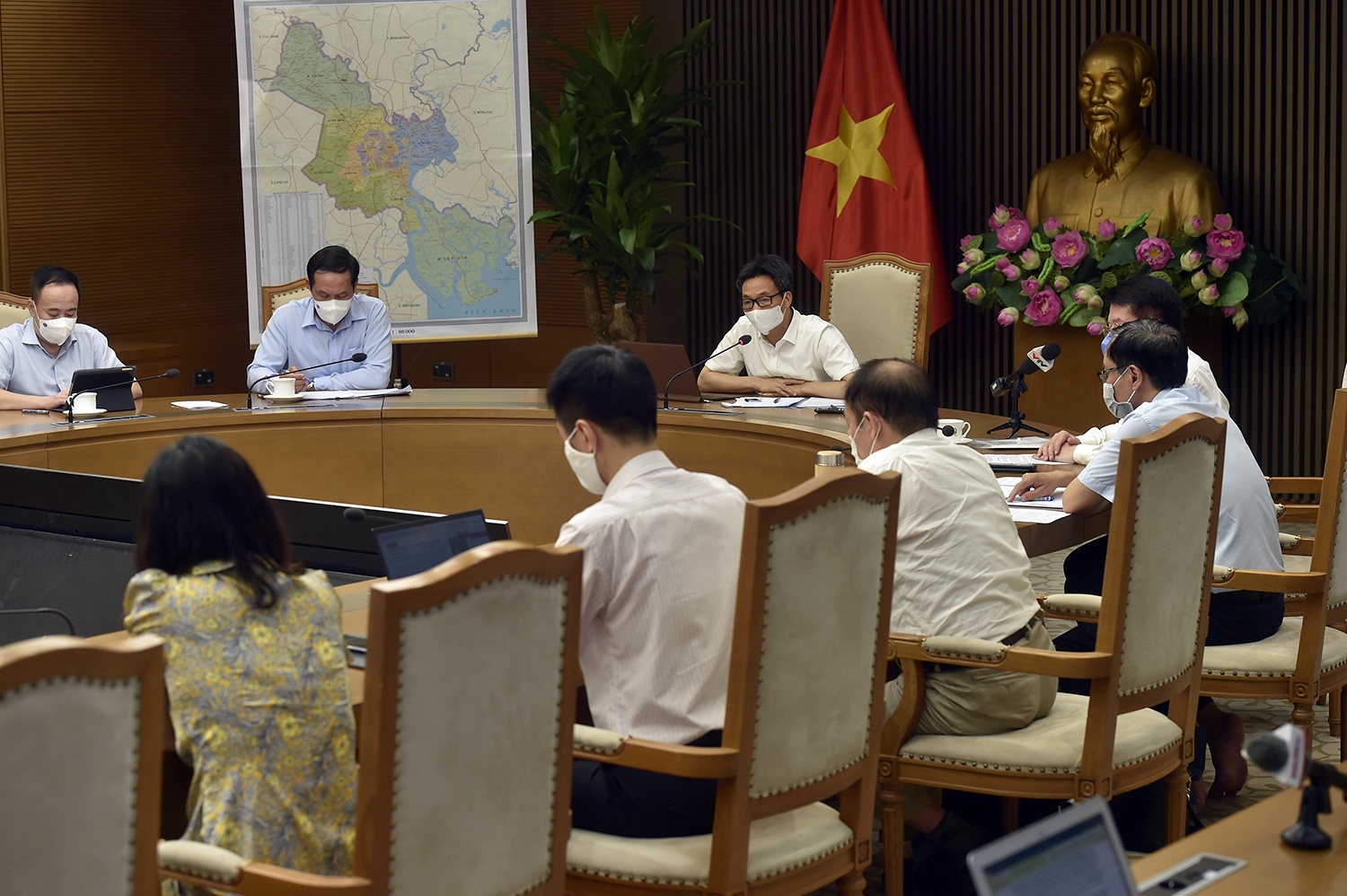 dich Covid-19 bung phat tai TP.HCM anh 1