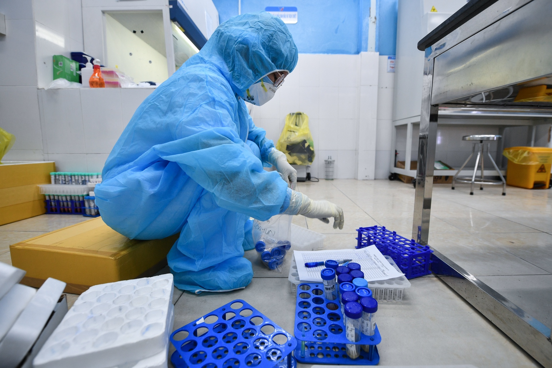 7 ngay ap dung Chi thi 16 tai TP.HCM anh 3