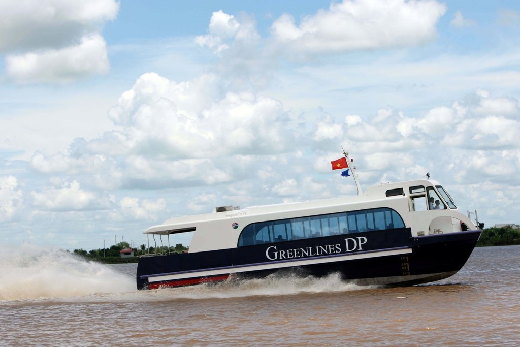 TP.HCM de xuat dung tau cao toc cho rau cu hinh anh