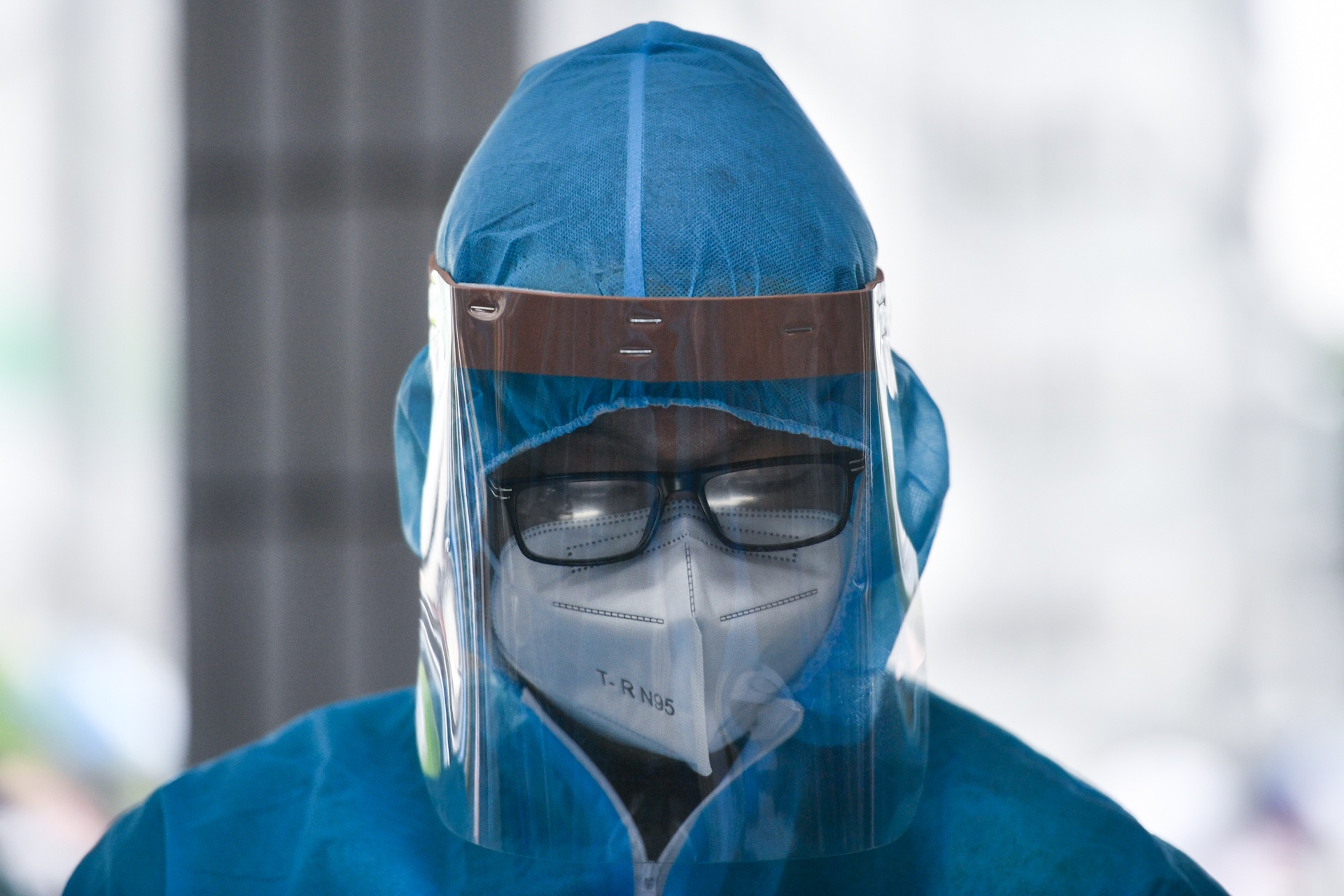 Vi sao so ca tu vong vi Covid-19 tai TP.HCM tang? hinh anh