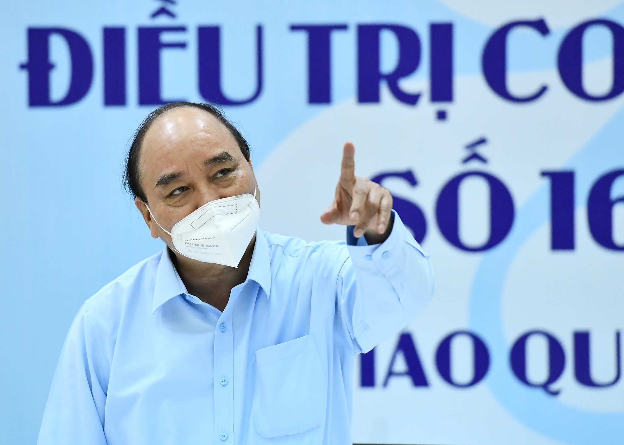 Chu tich nuoc Nguyen Xuan Phuc anh 8