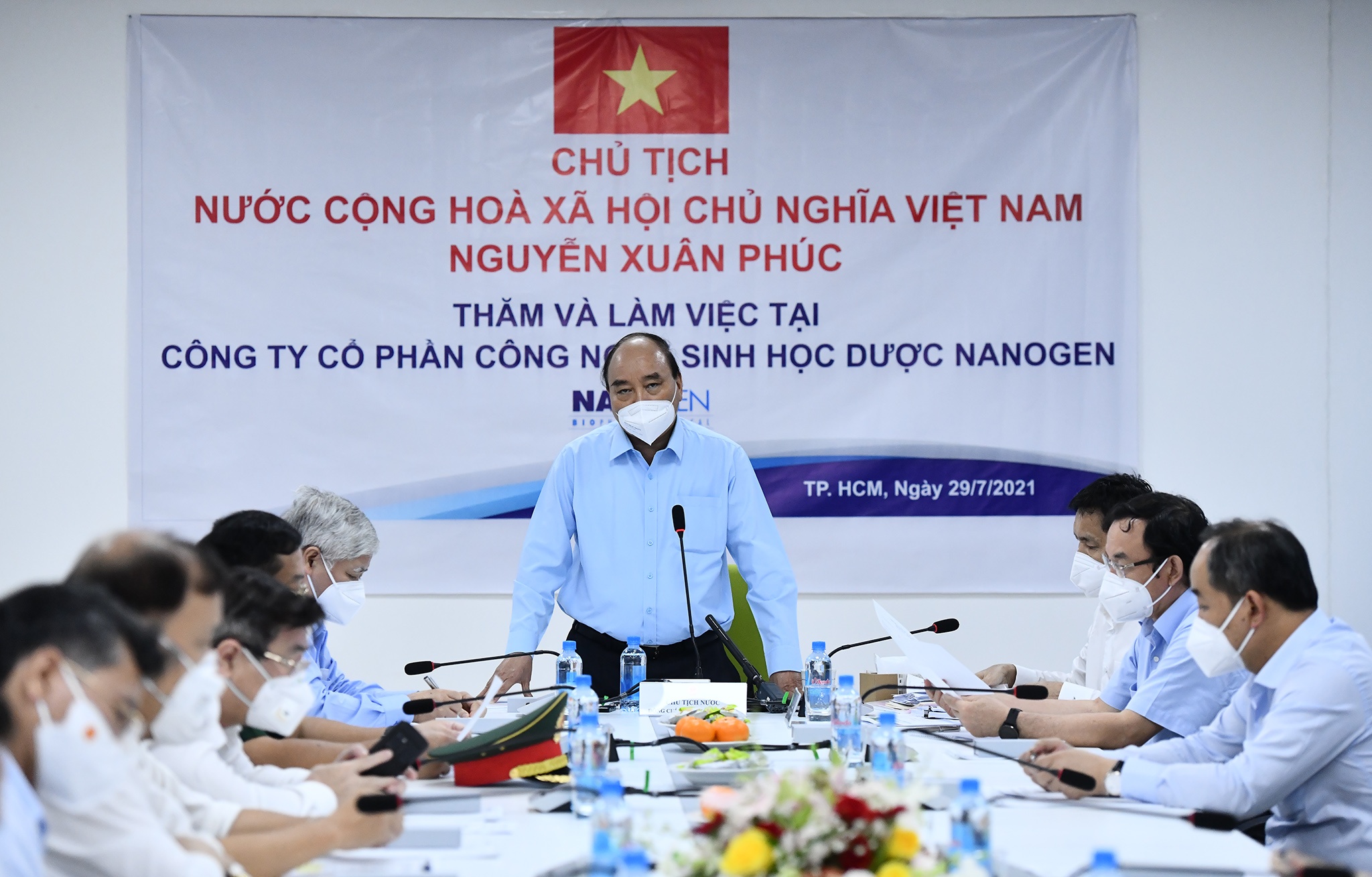Chu tich nuoc Nguyen Xuan Phuc anh 6
