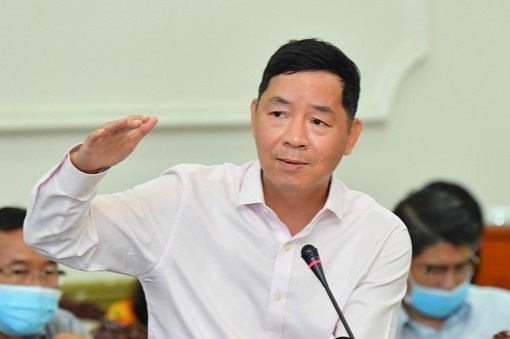 8 chuyen gia tu van chinh sach chong dich cho TP.HCM la ai? hinh anh