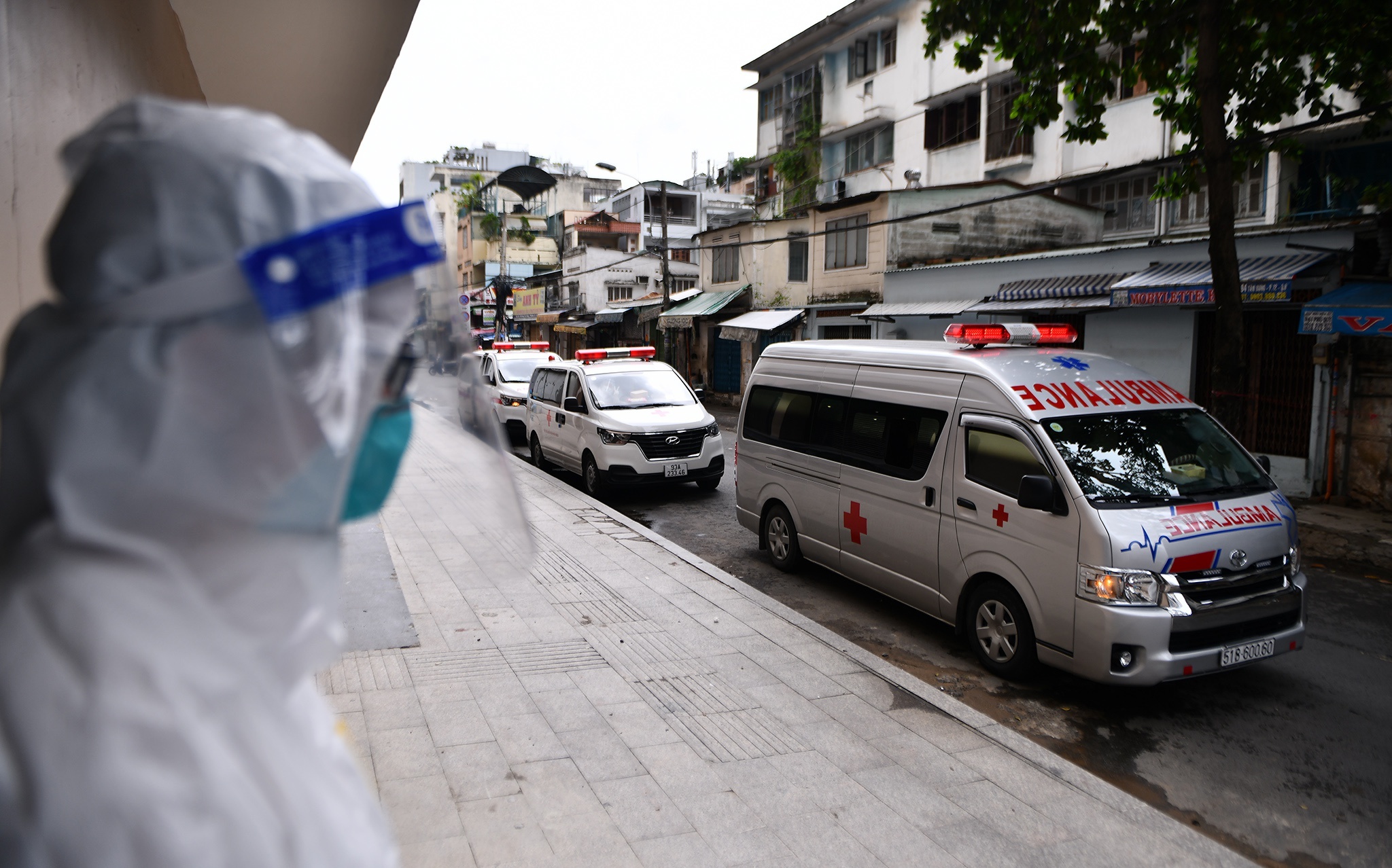 dich Covid-19 bung phat tai TP.HCM anh 1