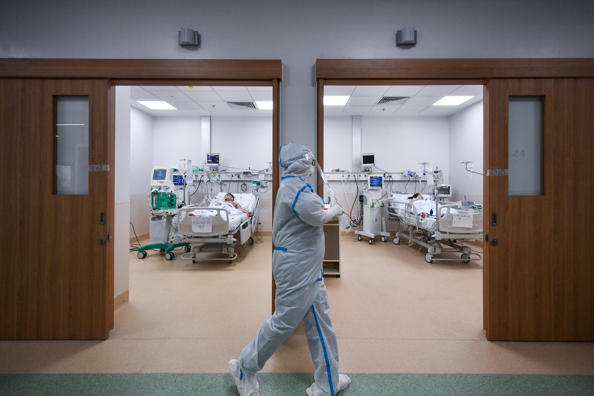 dich Covid-19 bung phat tai TP.HCM anh 3