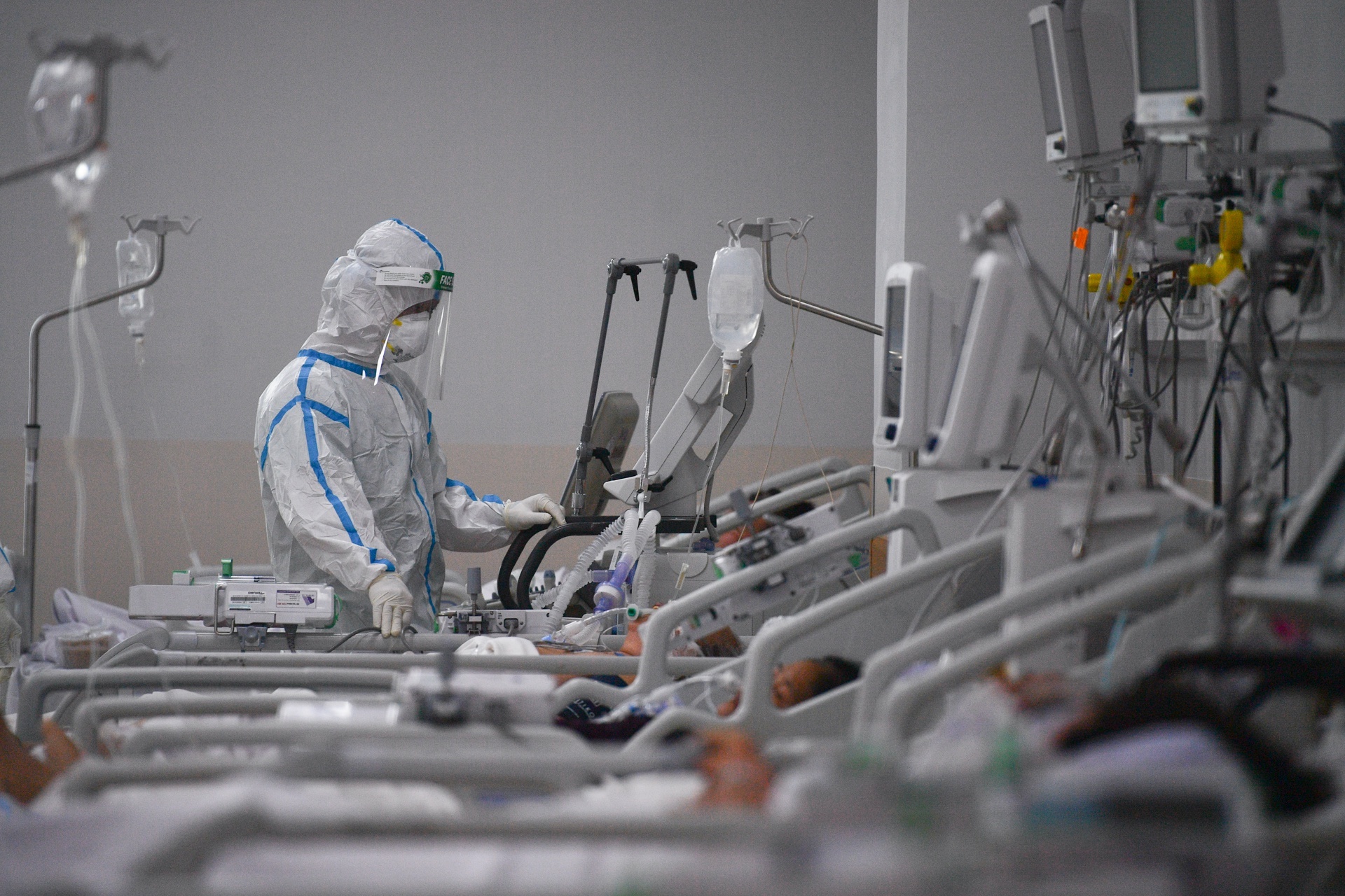 dich Covid-19 bung phat tai TP.HCM anh 1