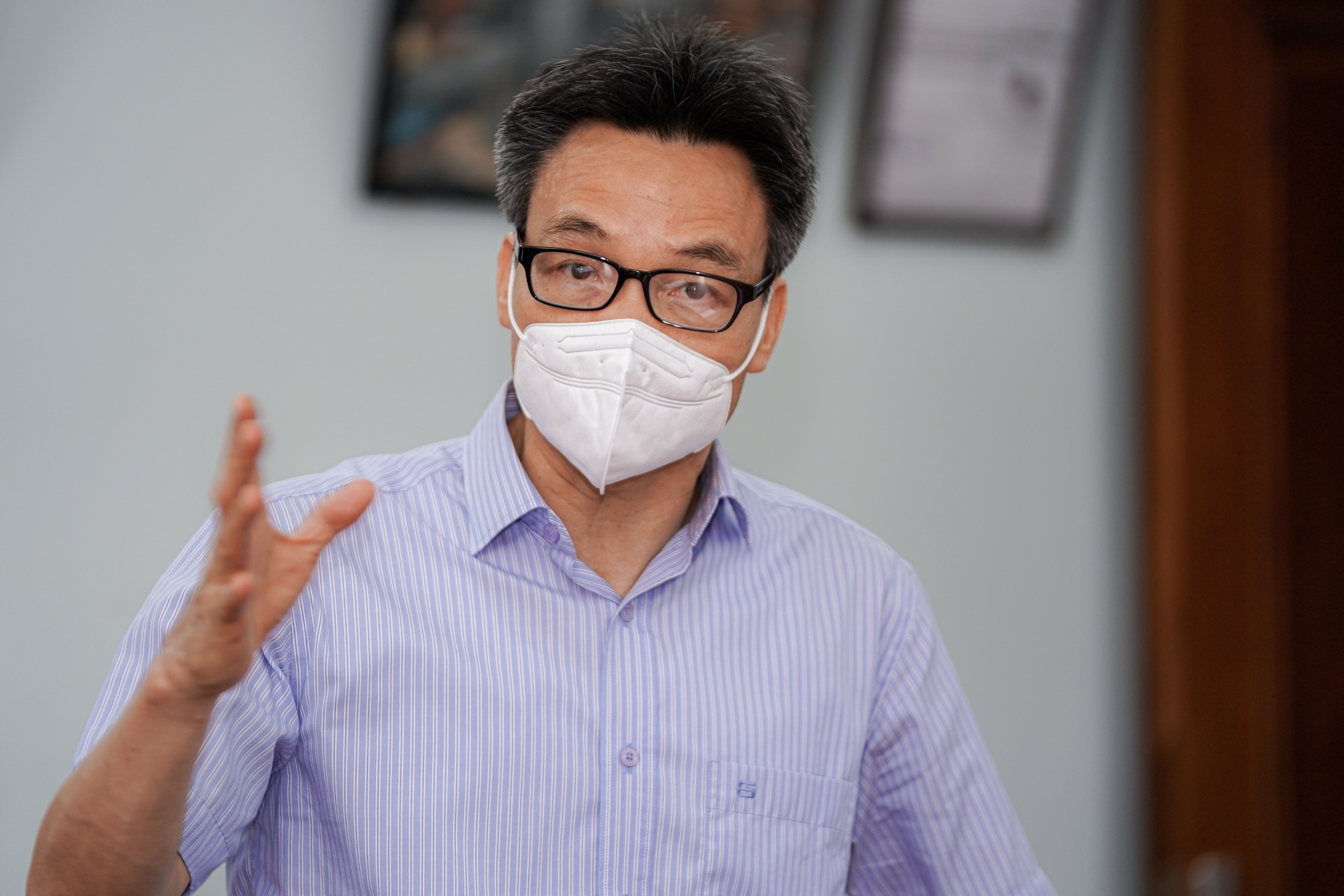 Pho thu tuong: San xuat '3 tai cho' khong the keo dai hinh anh