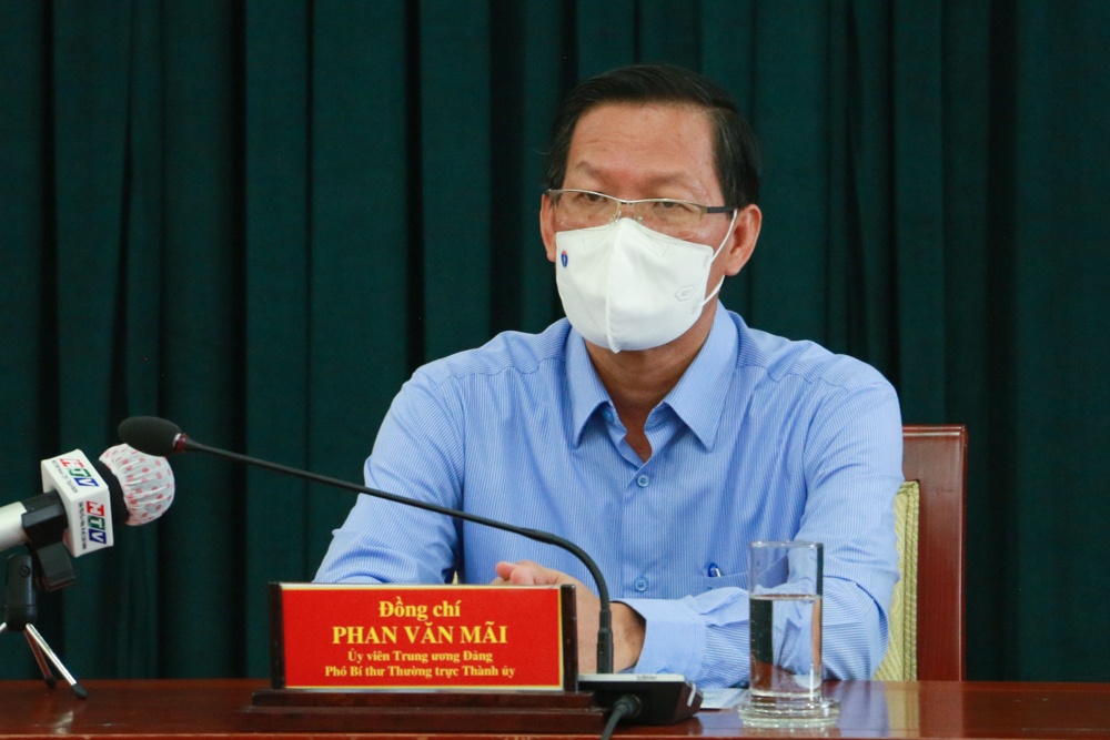 Gian cach xa hoi o TP.HCM anh 1