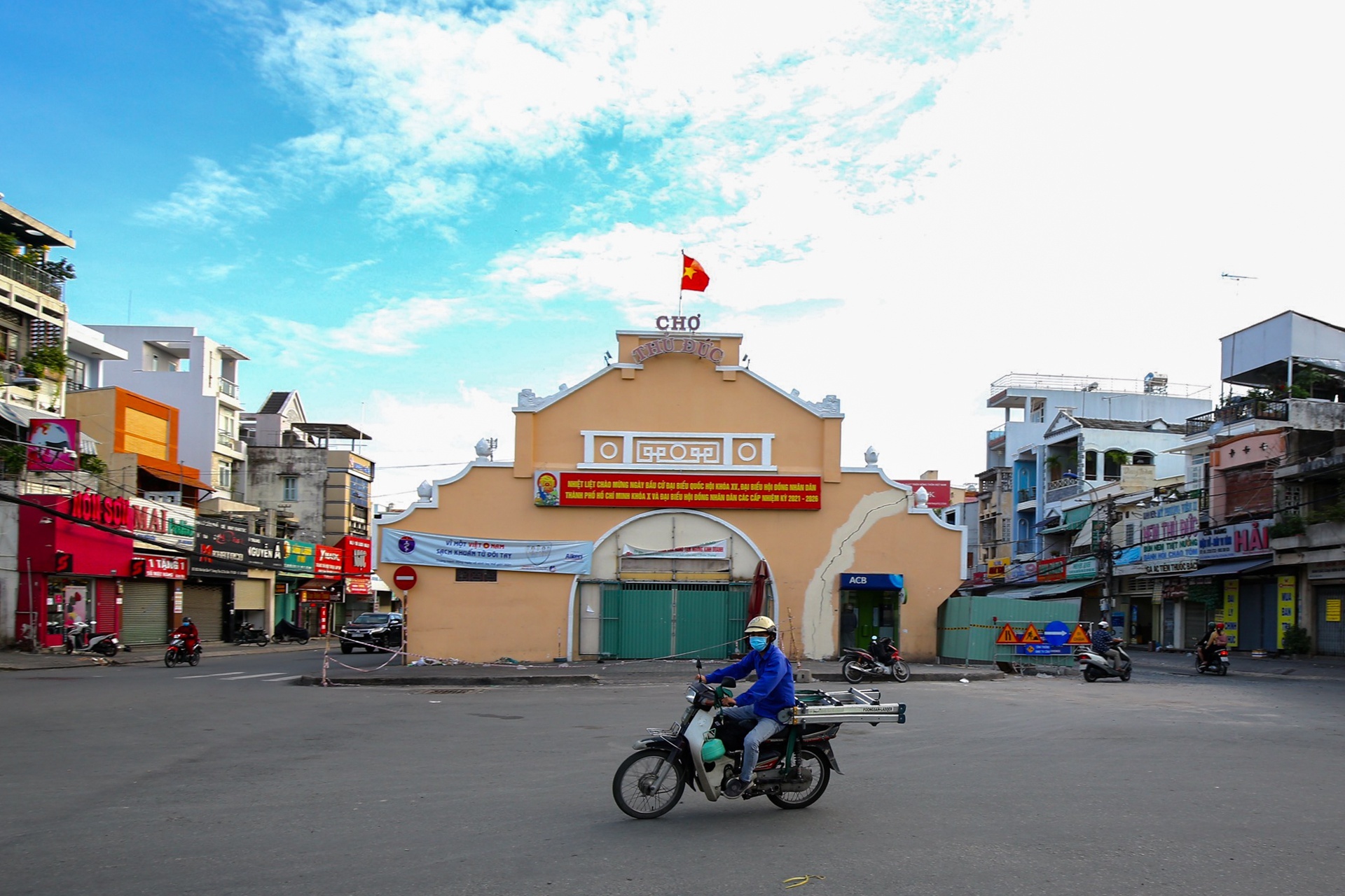 TP.HCM siet chat gian cach xa hoi anh 1