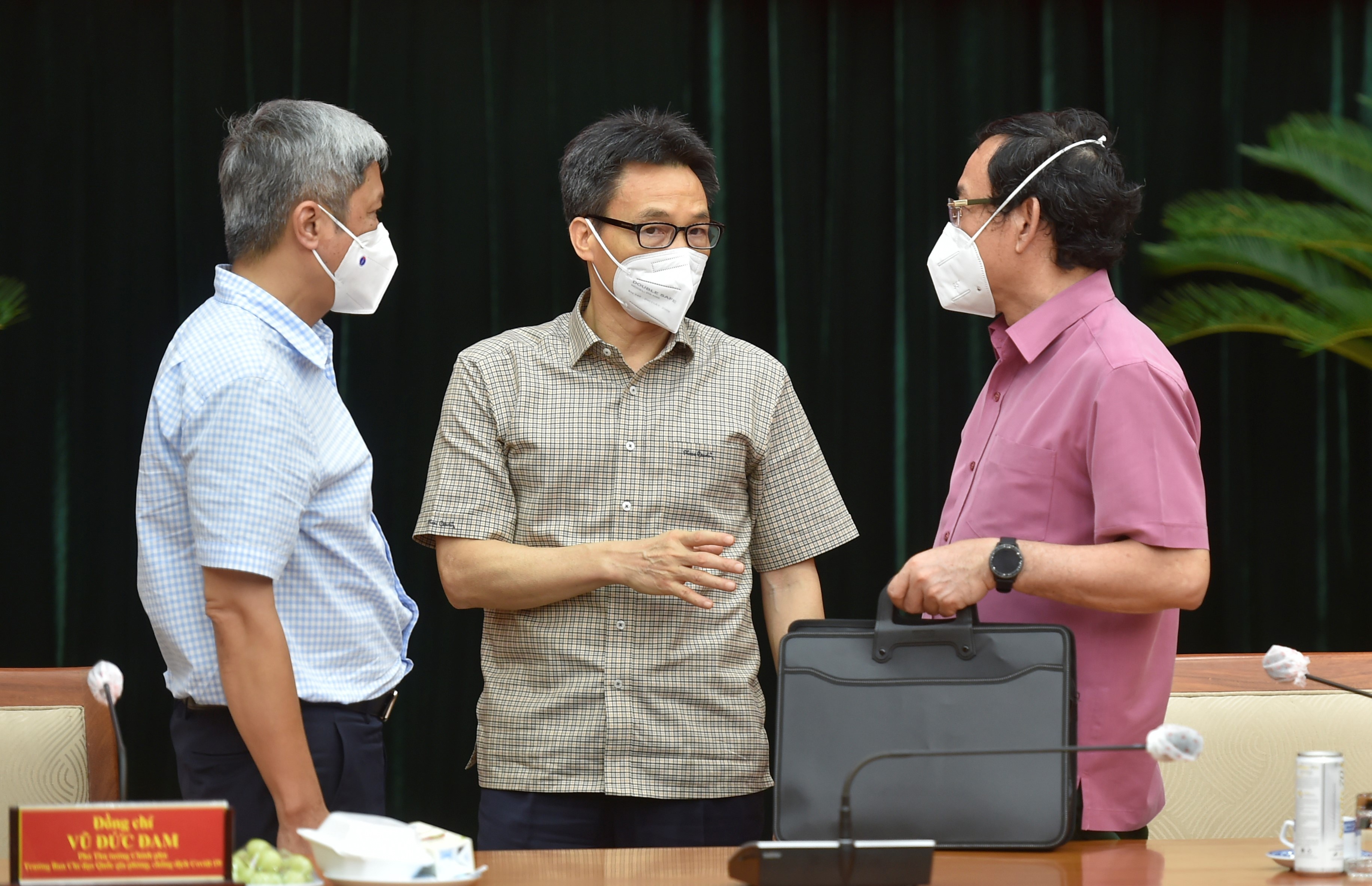 F0 khoi benh ho tro chong dich anh 1