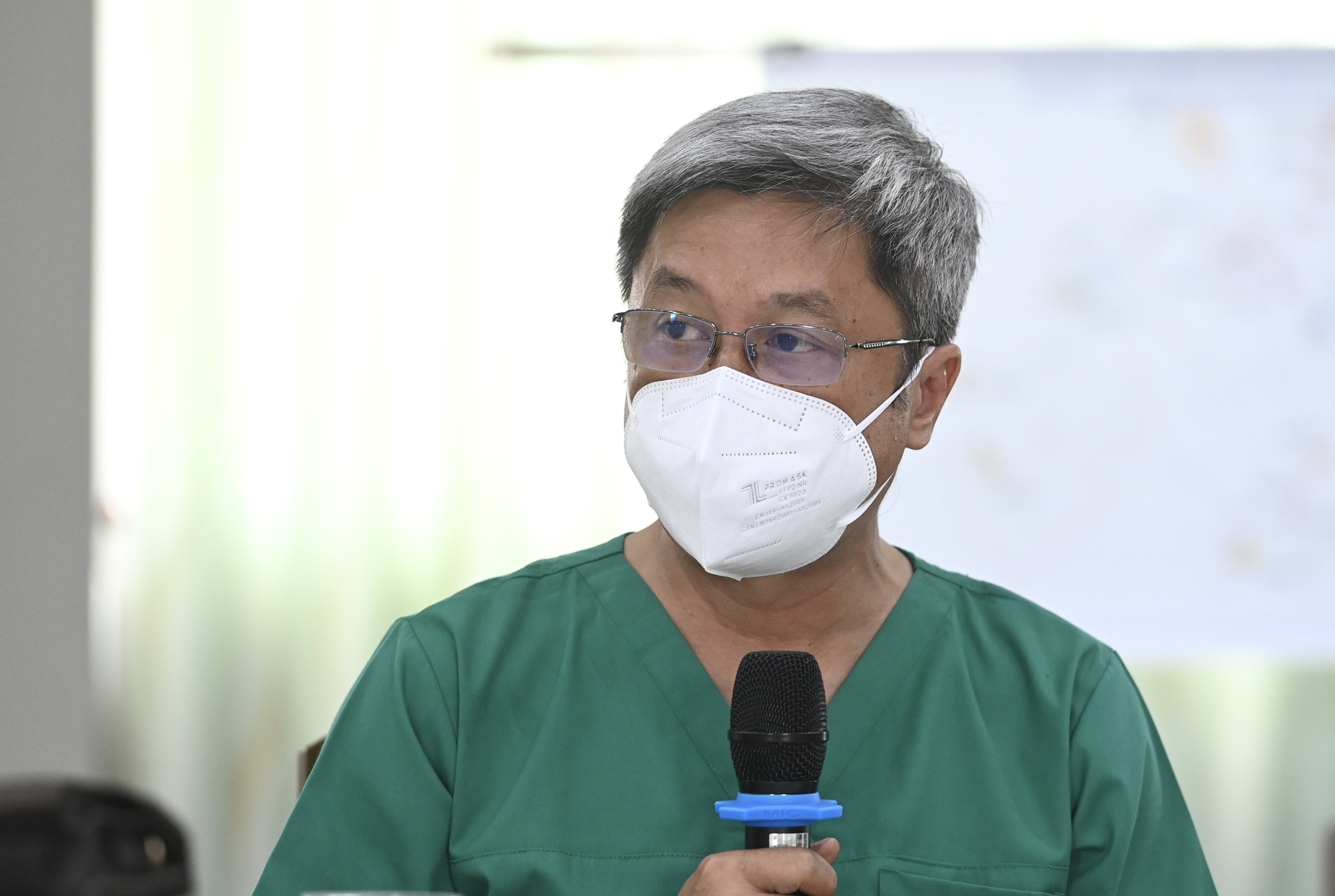 Pho thu tuong Vu Duc Dam kiem tra chong dich anh 3