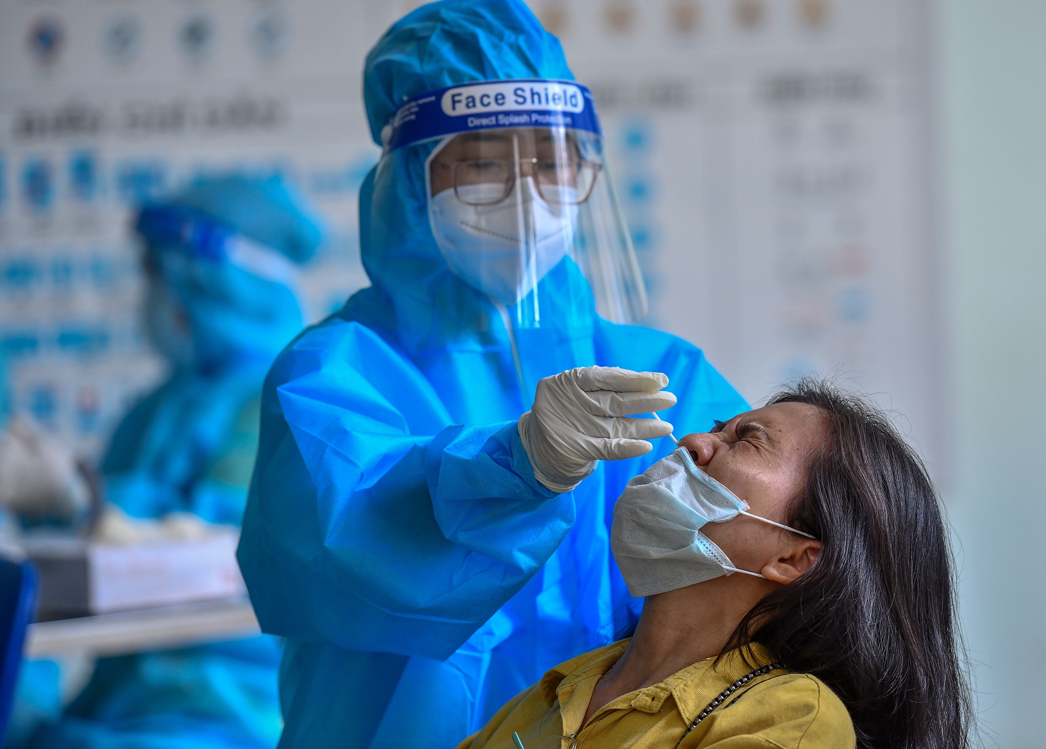 Test nhanh 170.000 mau vung cam, do, phat hien 6.000 mau duong tinh hinh anh