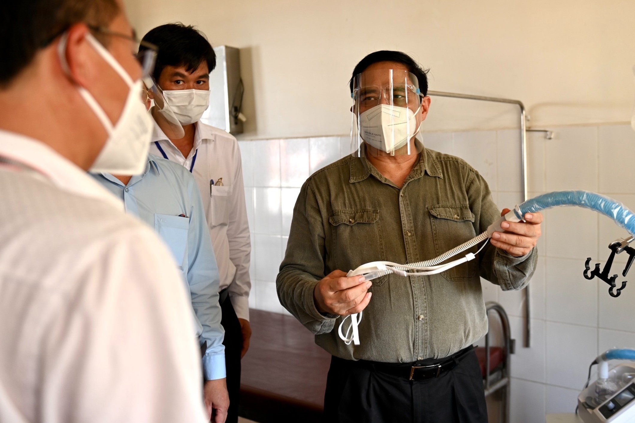 Sau Binh Duong, Thu tuong tiep tuc kiem tra chong dich tai Dong Nai hinh anh