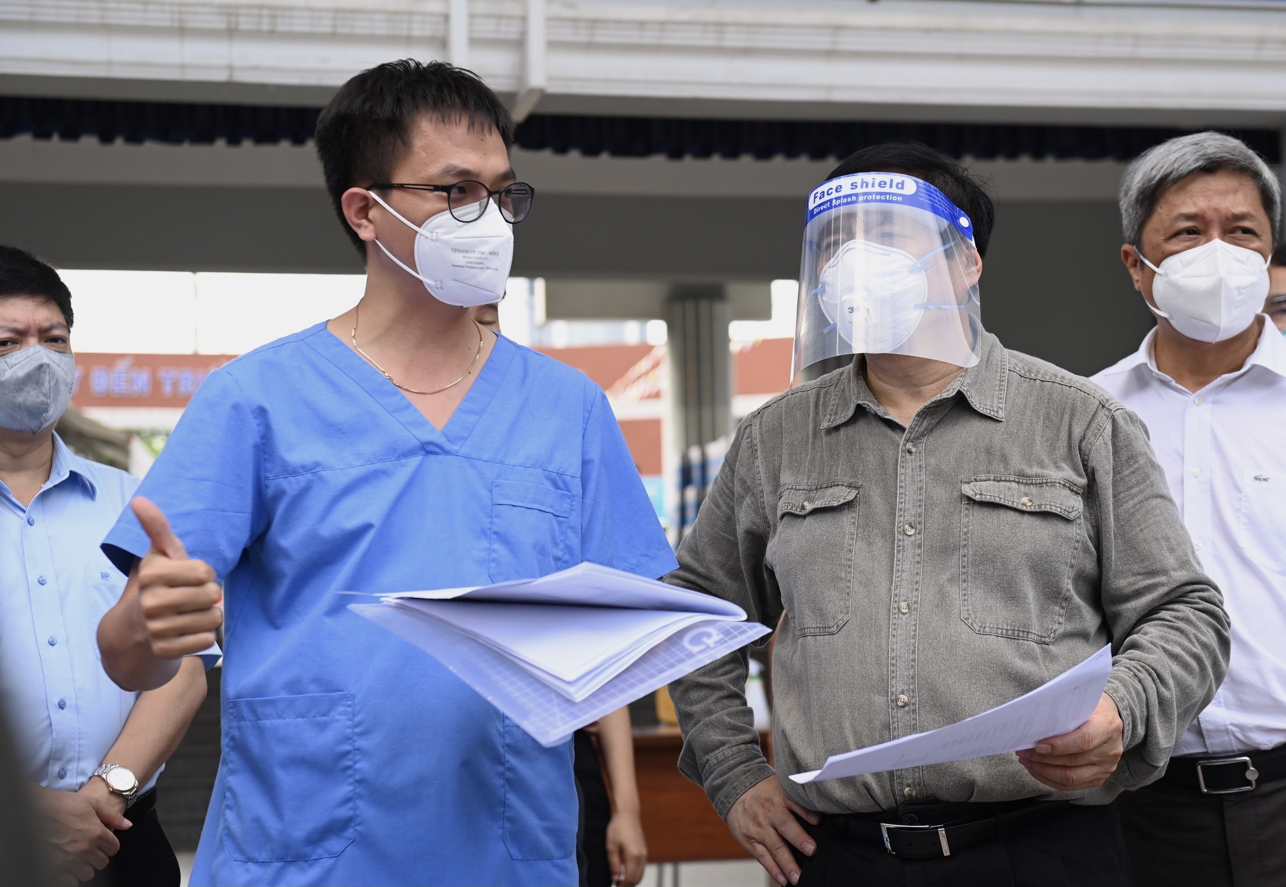 Thu tuong: Binh Duong co gang tro lai binh thuong moi vao 15/9 hinh anh