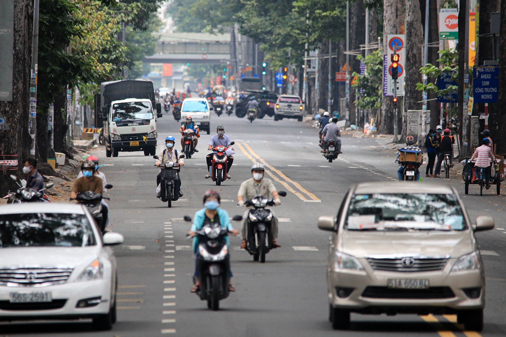 Phat hien 30 F0 ra duong, Cong an TP.HCM xu ly the nao? hinh anh