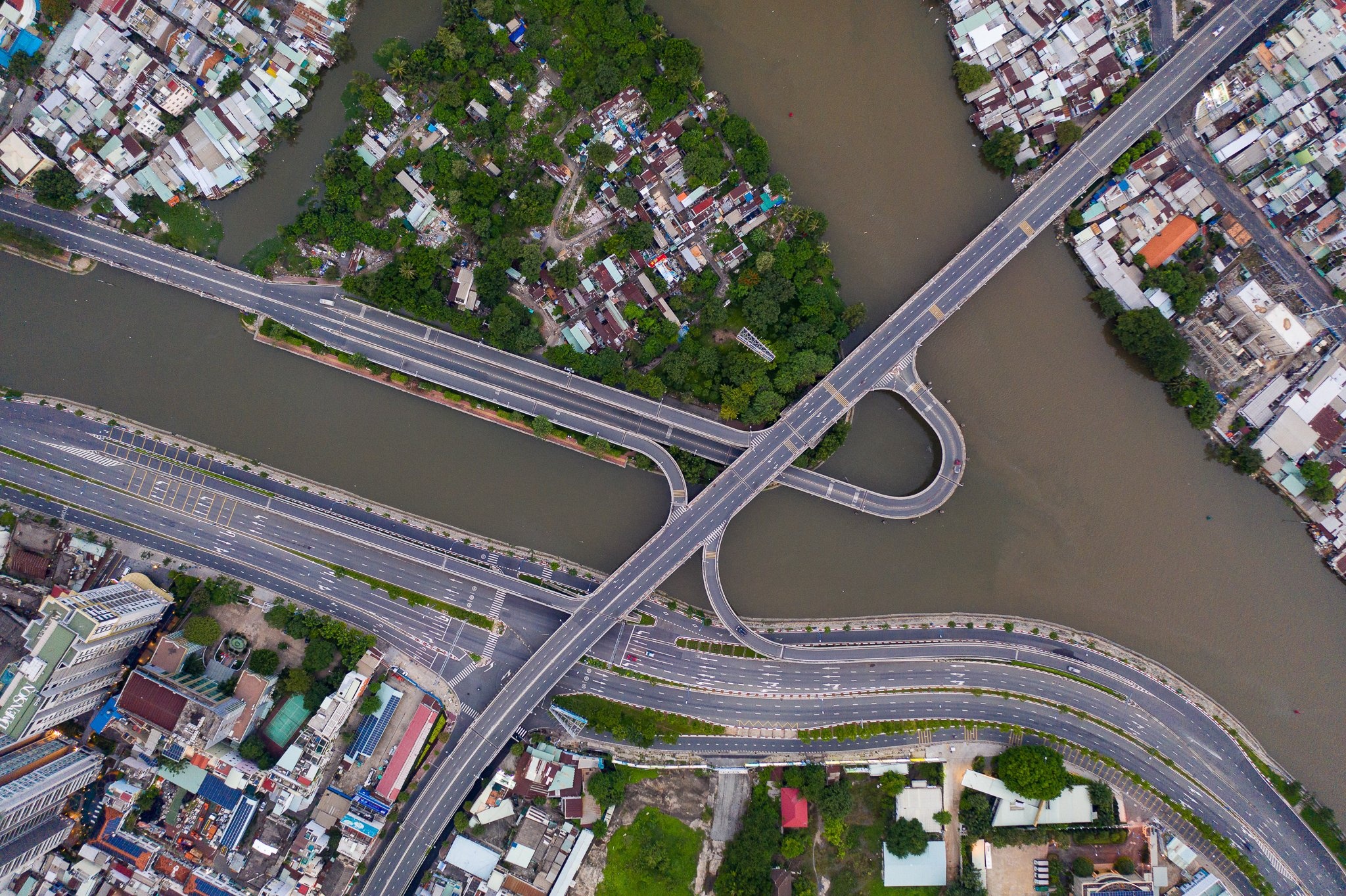 Tu nay toi 15/9, TP.HCM can lam gi de chuan bi cho 'binh thuong moi'? hinh anh