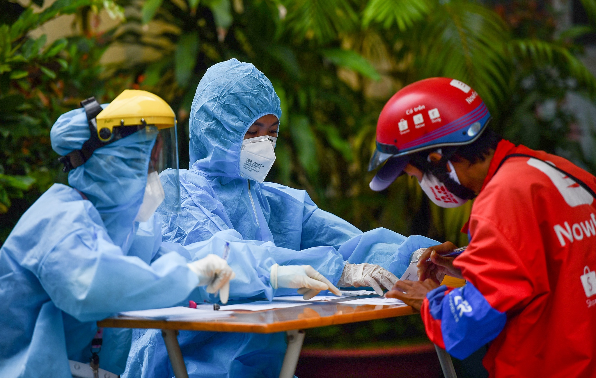 dich Covid-19 tai TP.HCM anh 2