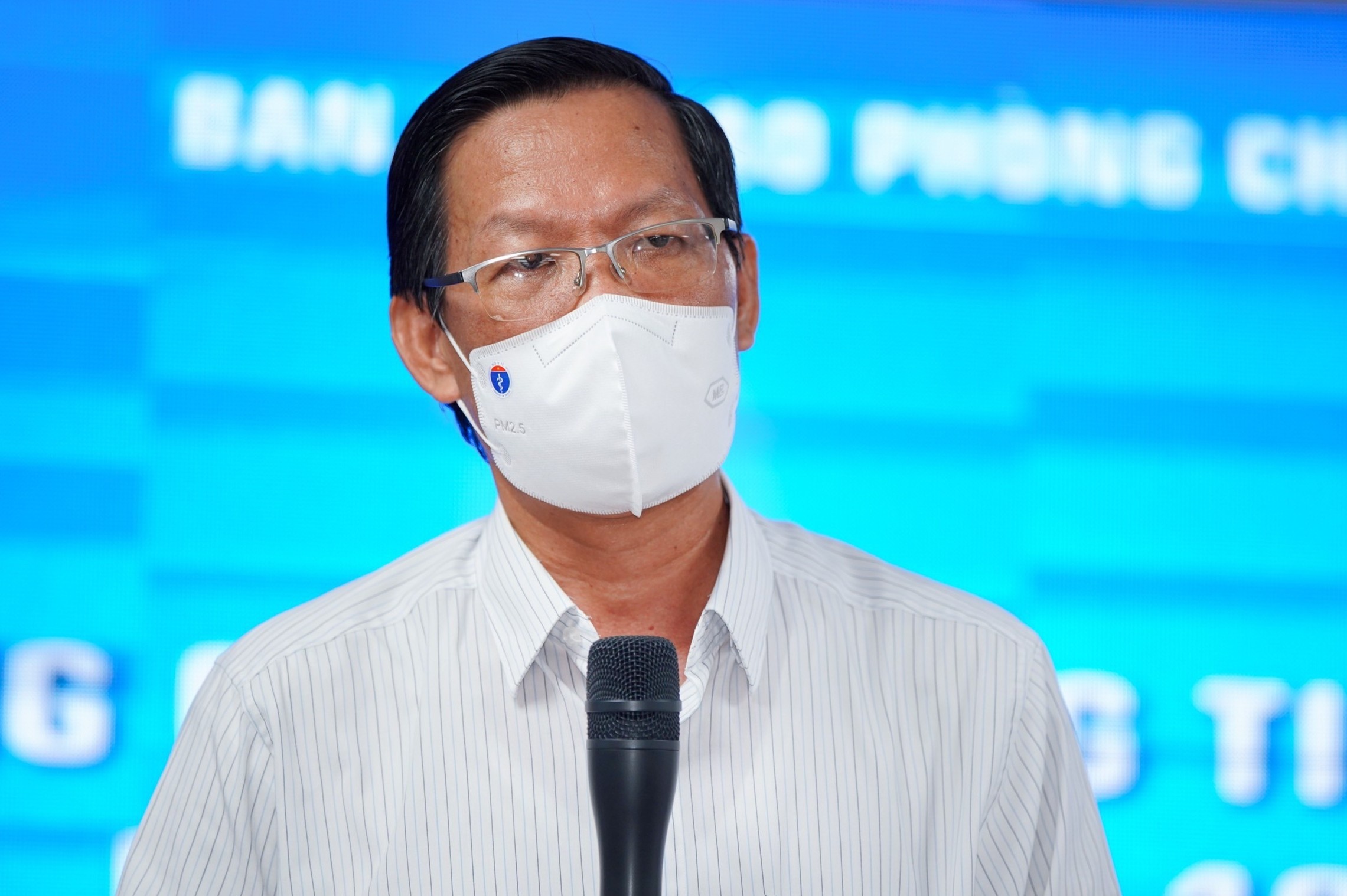 TP.HCM tiep tuc siet chat gian cach xa hoi anh 1