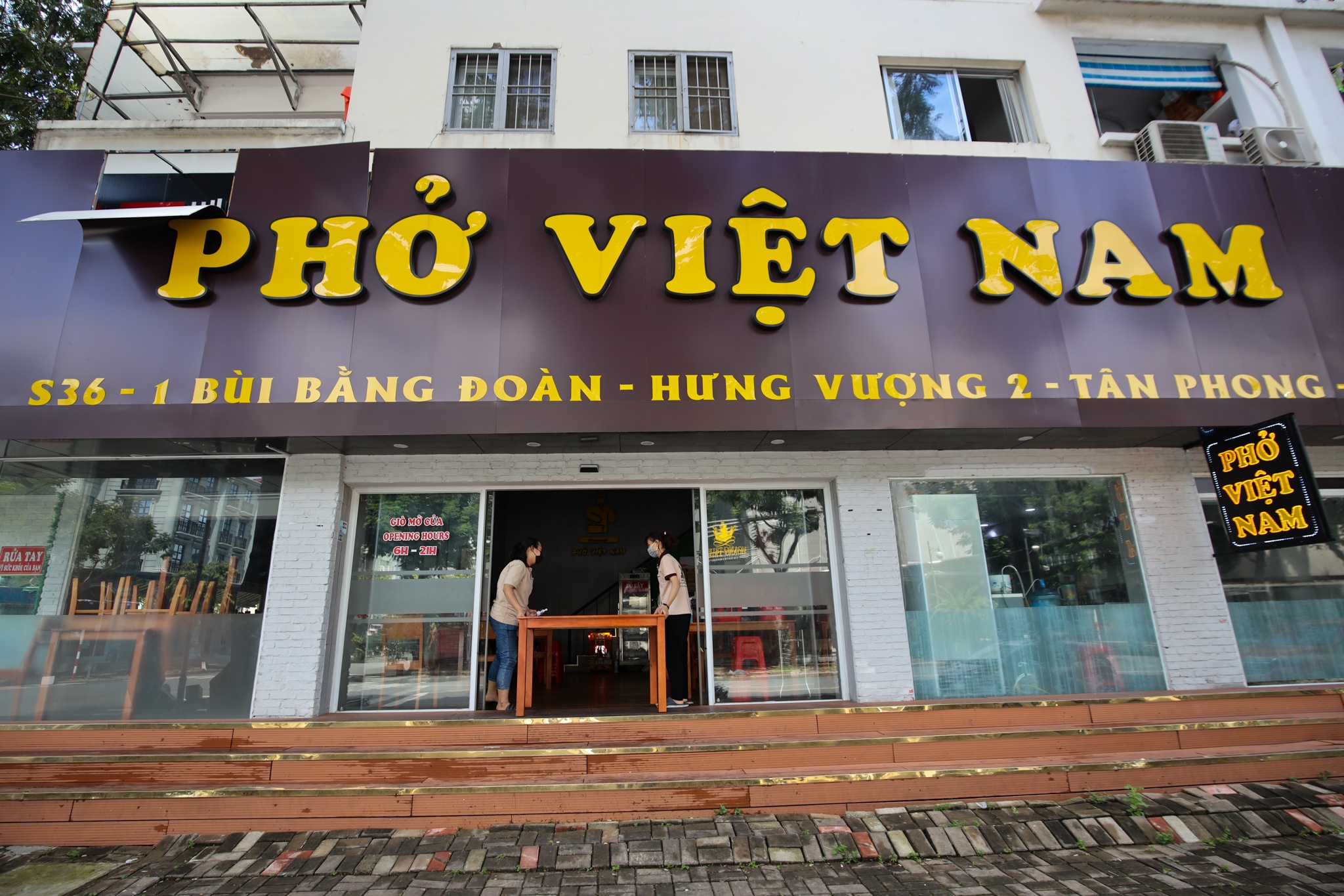 Con 7 ngay 'chay nuoc rut' cho binh thuong moi, TP.HCM can lam gi? hinh anh