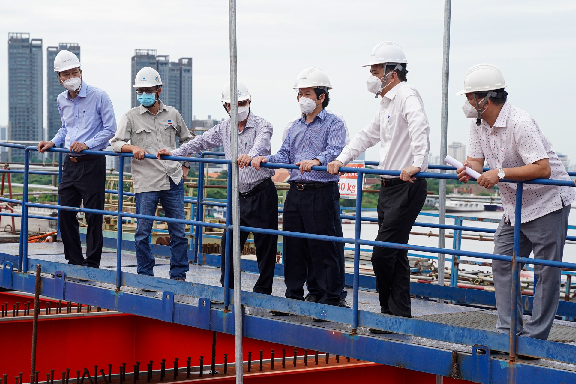 tai khoi dong cong trinh xay dung anh 7