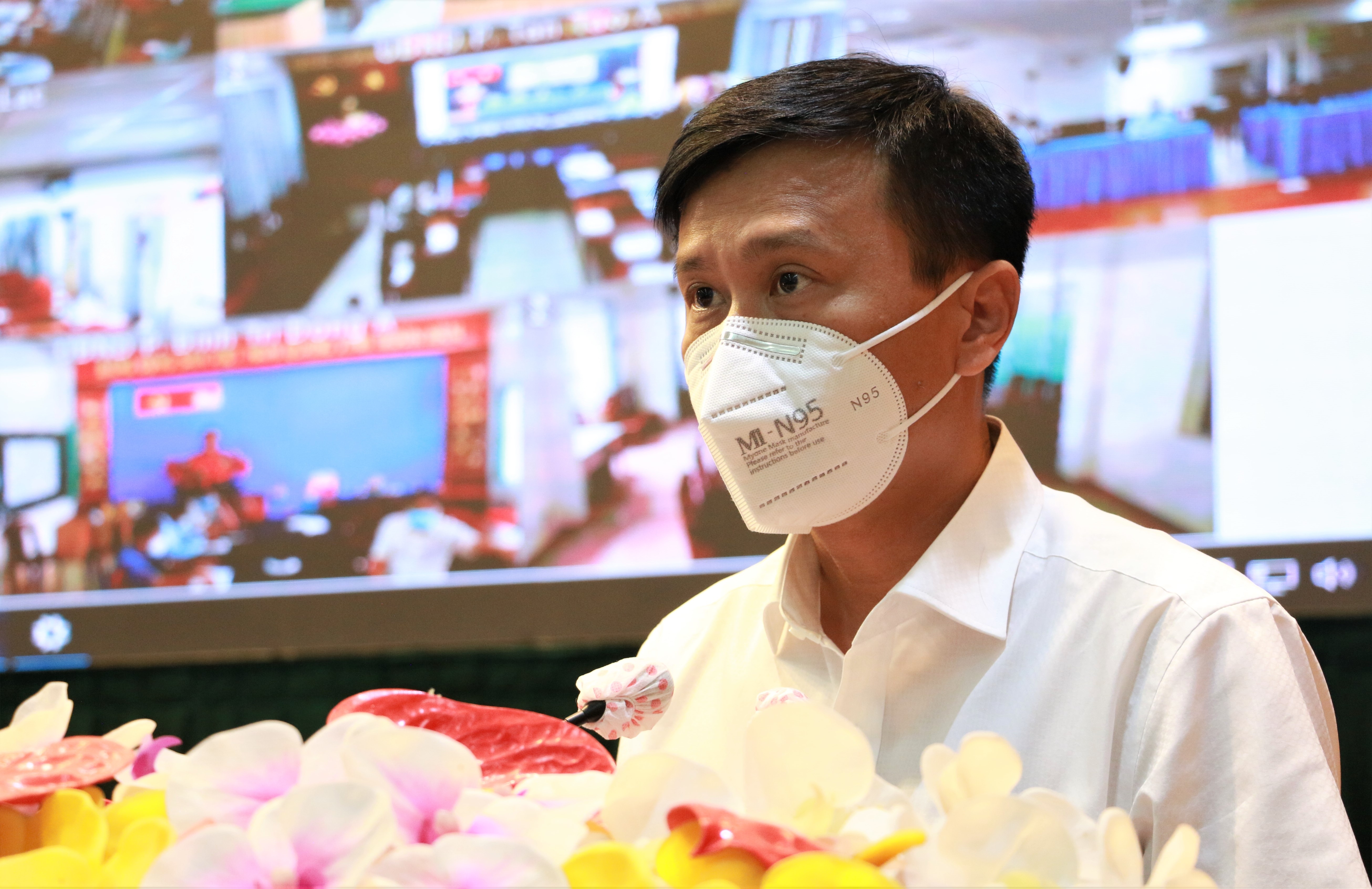 DBQH tiep xuc cu tri anh 2