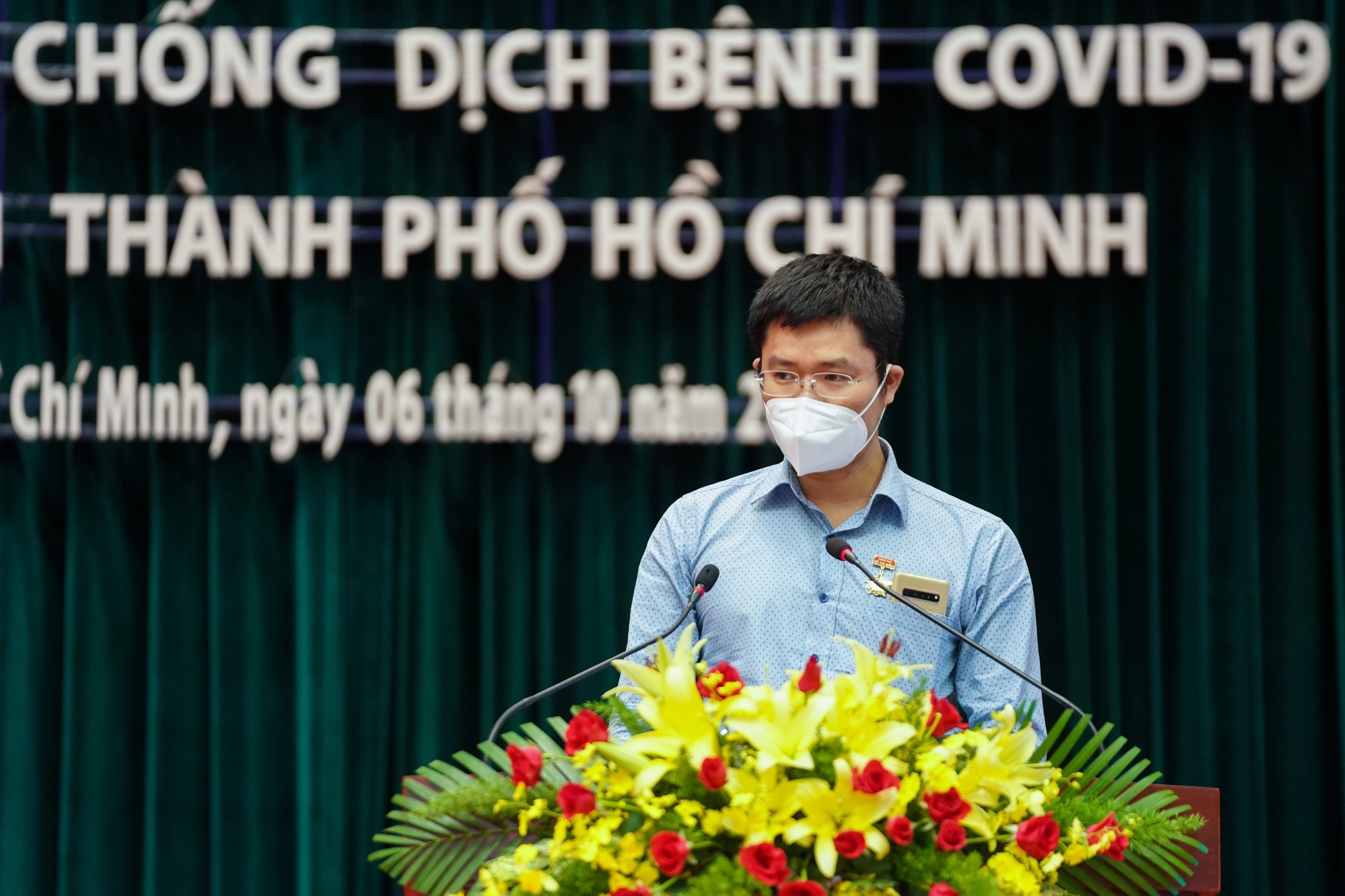 tri an tuyen dau chong dich anh 6