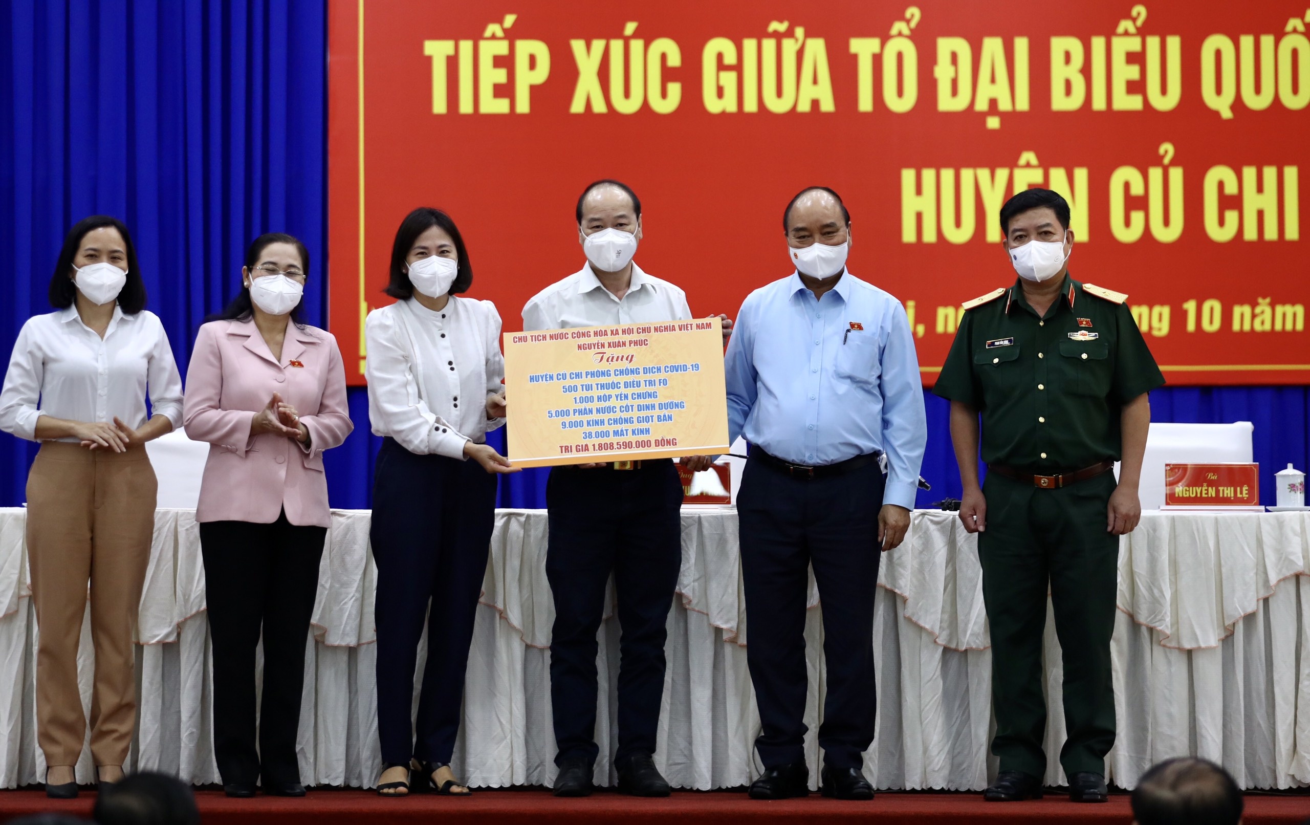 Chu tich nuoc Nguyen Xuan Phuc anh 11