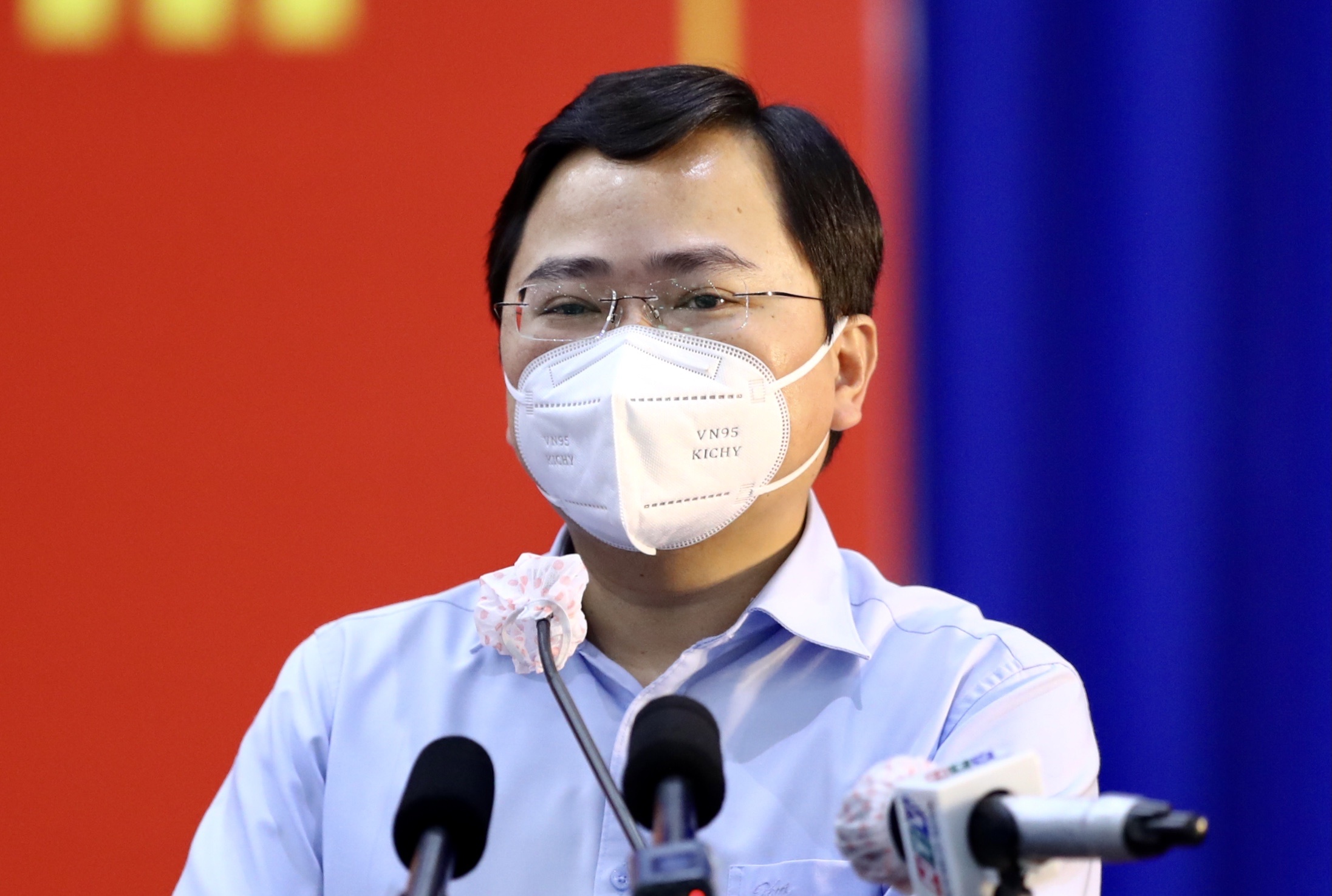 Chu tich nuoc Nguyen Xuan Phuc anh 8