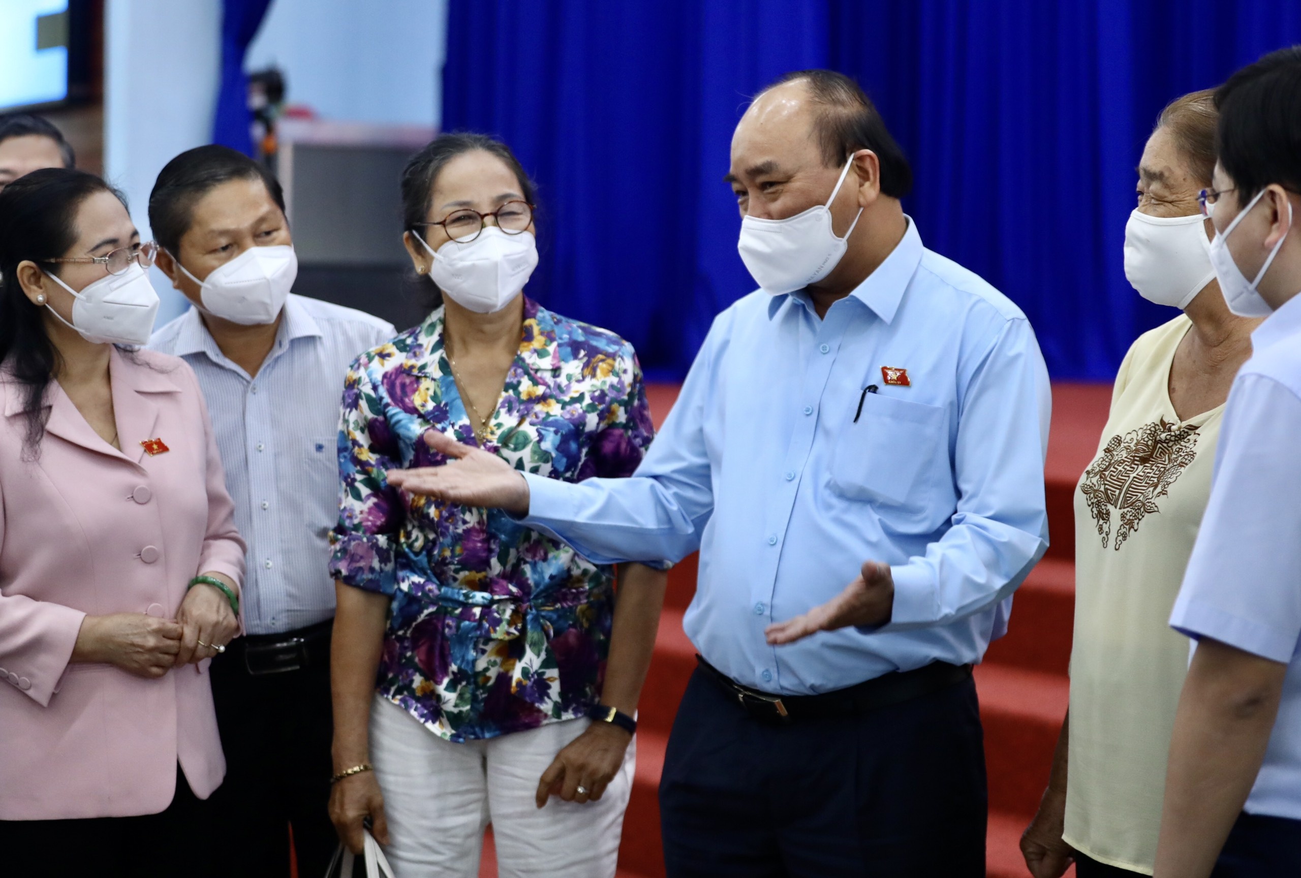 Chu tich nuoc: Khong de TP.HCM roi vao khung hoang sau ve kinh te hinh anh