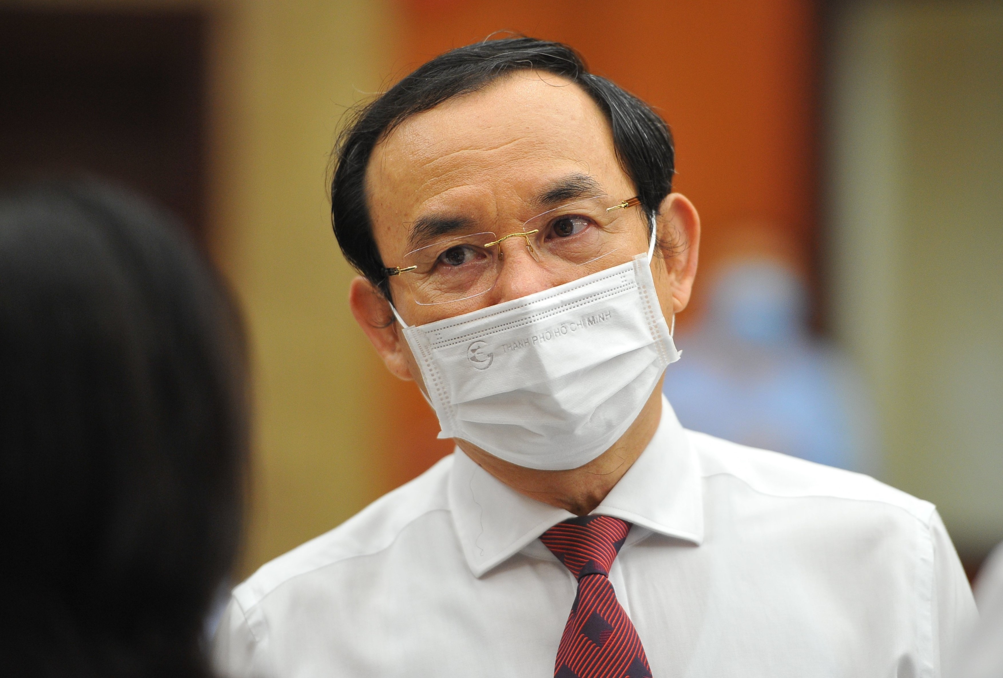 Bi thu Nguyen Van Nen ke ly do TP.HCM khong ban bo tinh trang khan cap hinh anh