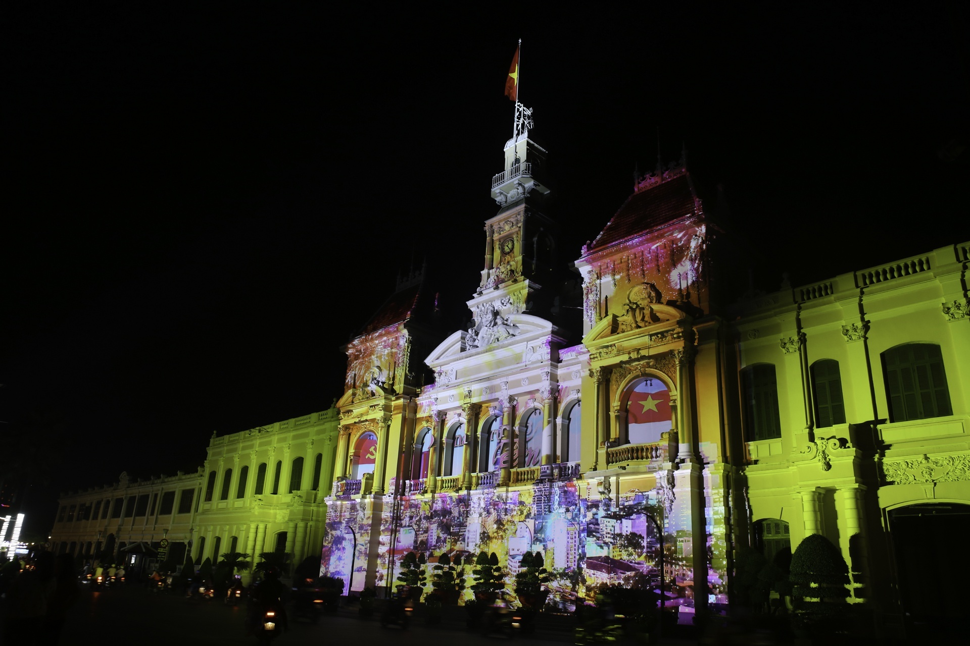 TP.HCM giai trinh viec chu tich UBND khong tiep dan 18 thang hinh anh